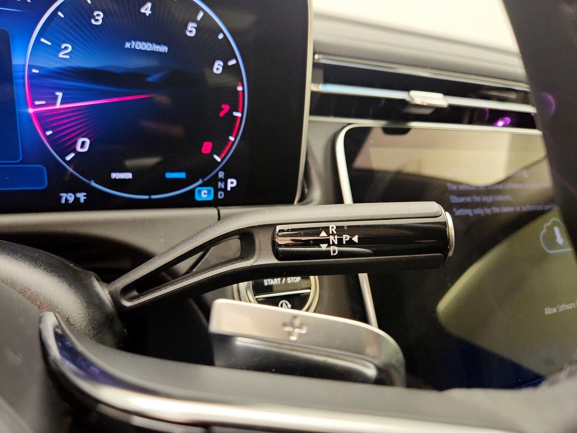 Thumbnail: 2025 Mercedes-Benz E-Class - 18