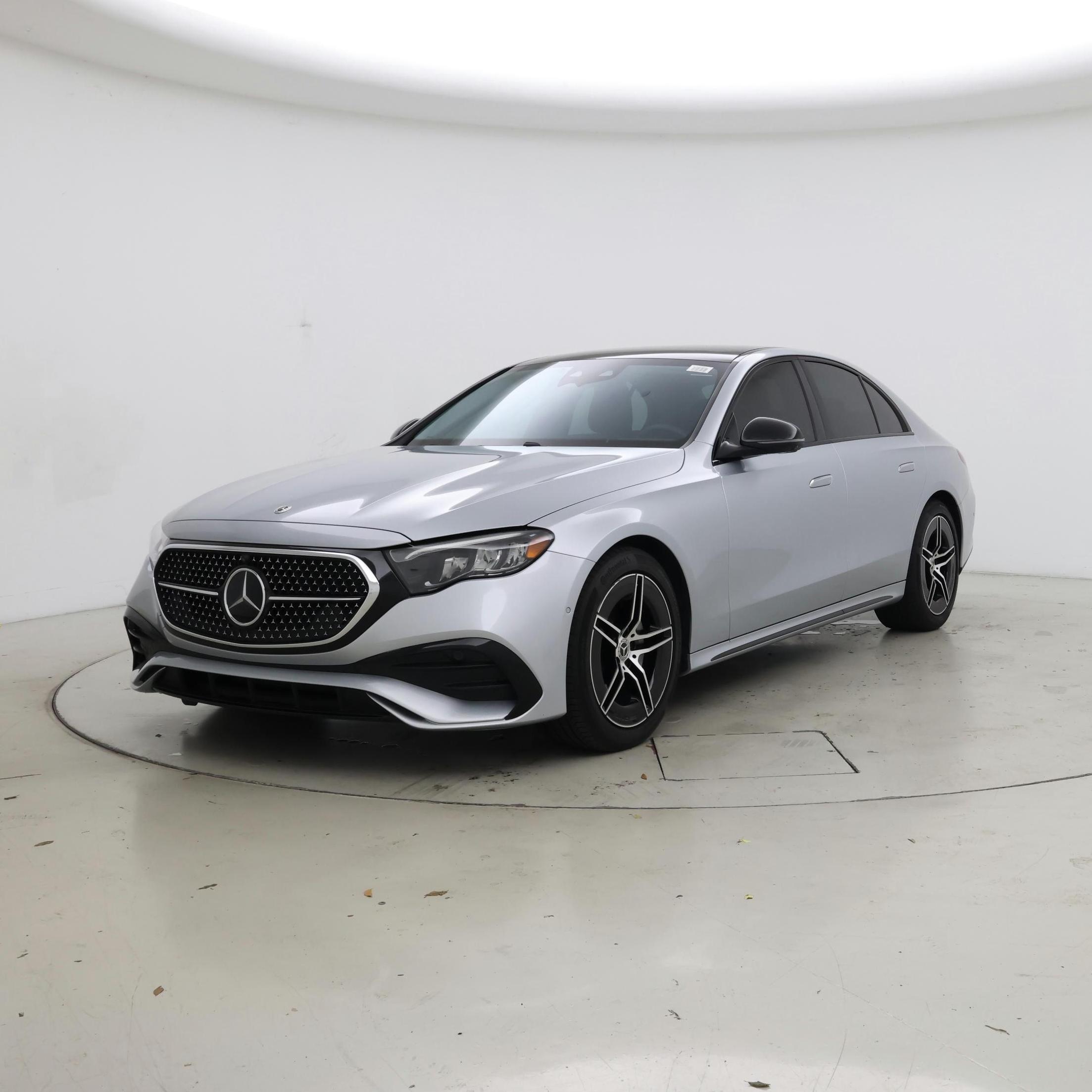 Thumbnail: 2025 Mercedes-Benz E-Class - 4