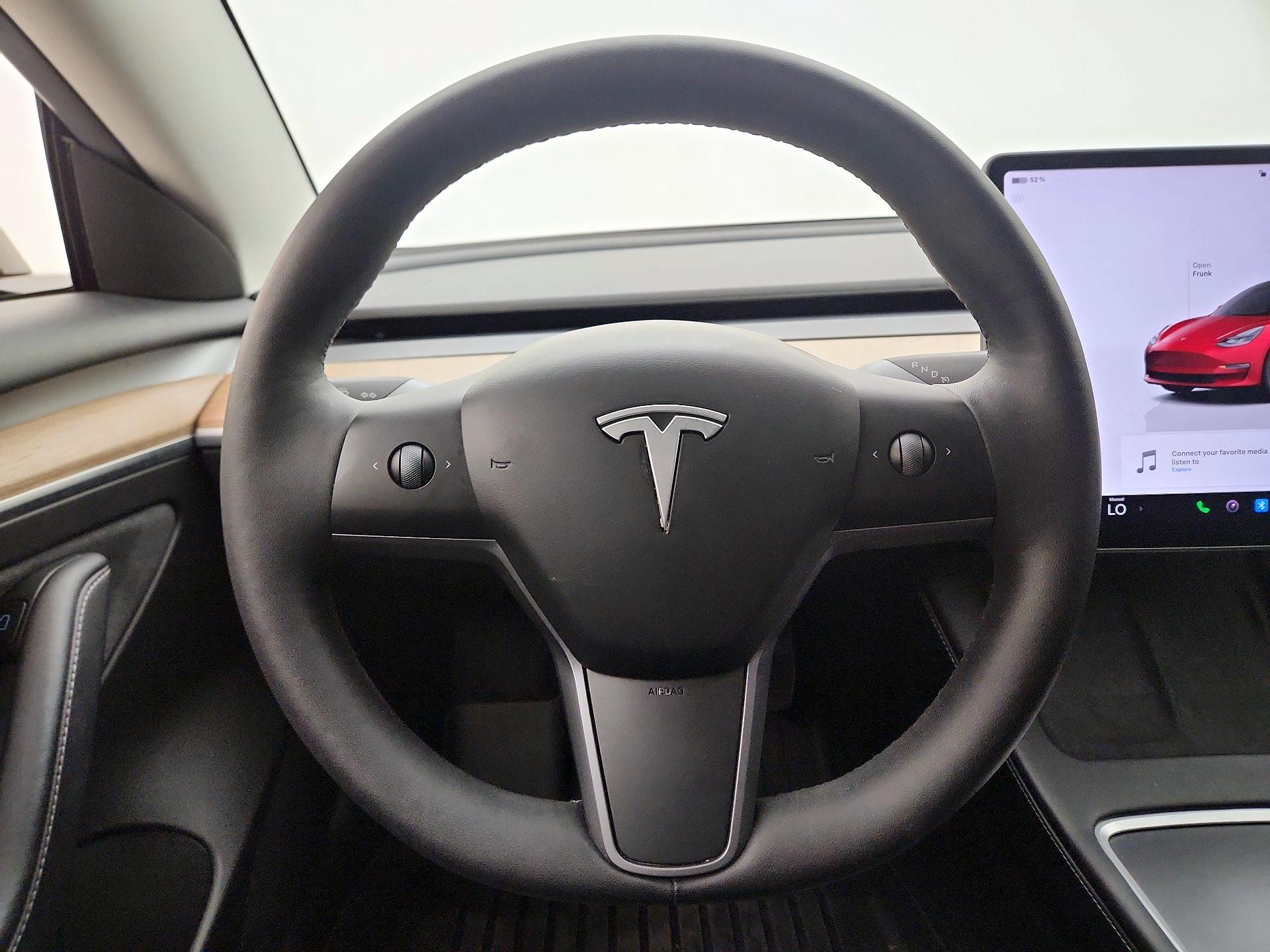 Thumbnail: 2023 Tesla Model 3 - 10