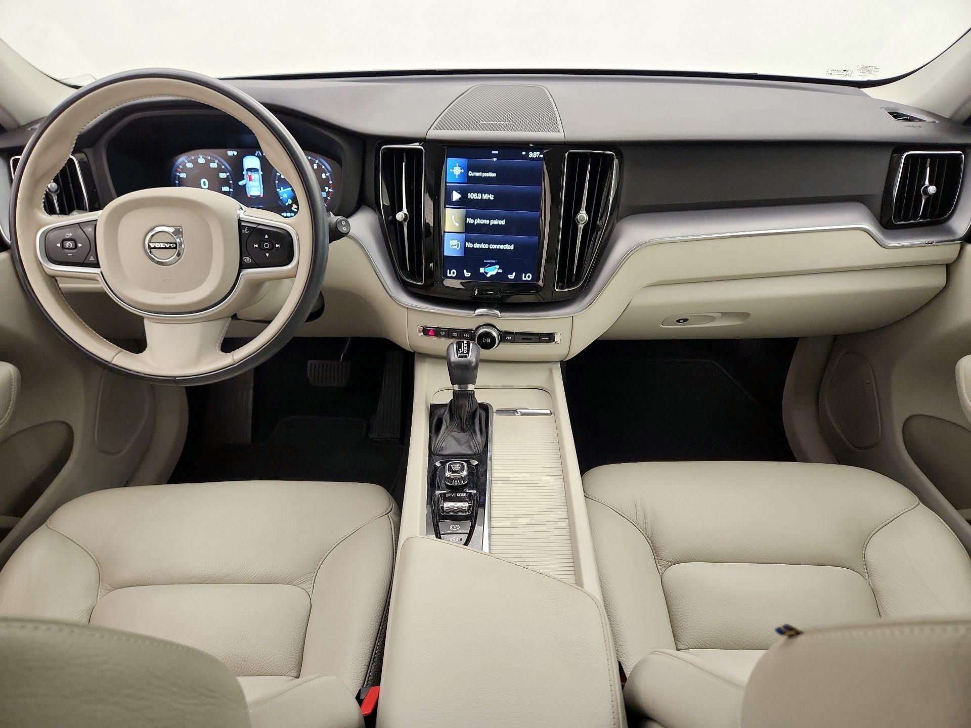Thumbnail: 2020 Volvo XC60 - 9
