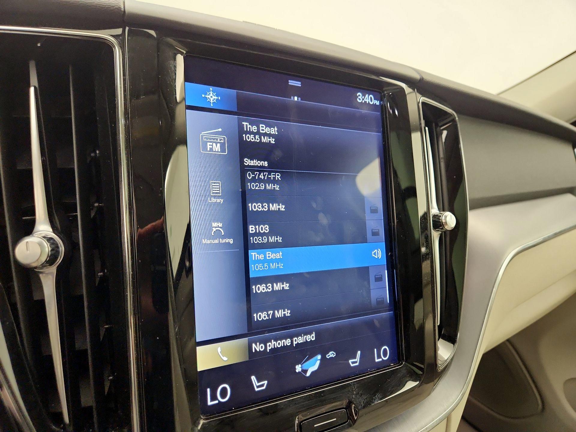 Thumbnail: 2020 Volvo XC60 - 16