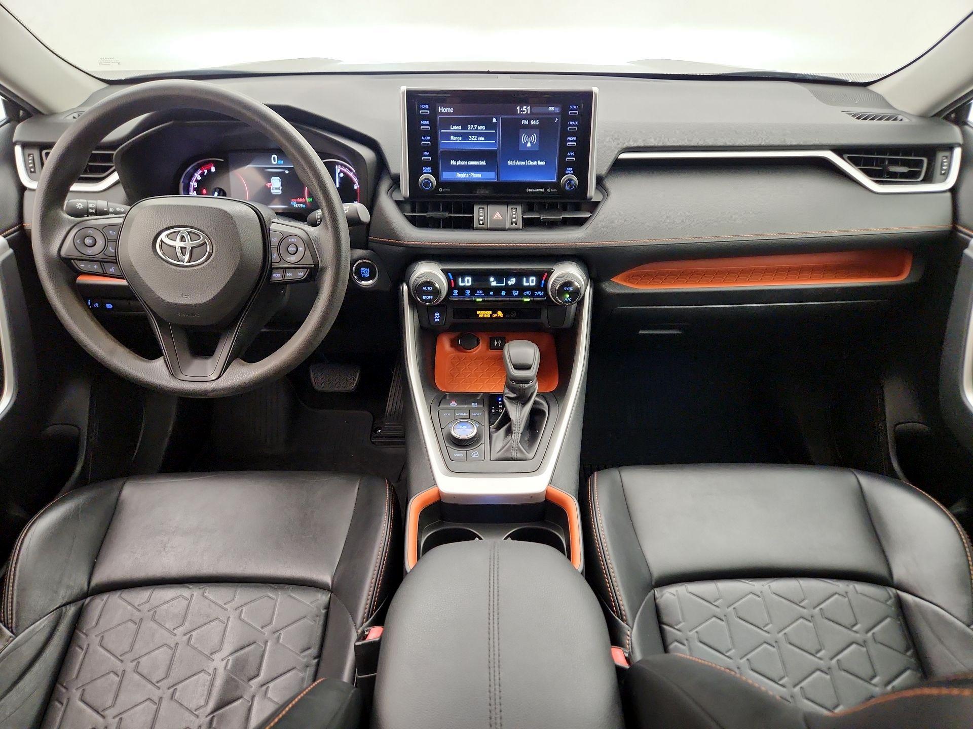 Thumbnail: 2019 Toyota RAV4 - 9