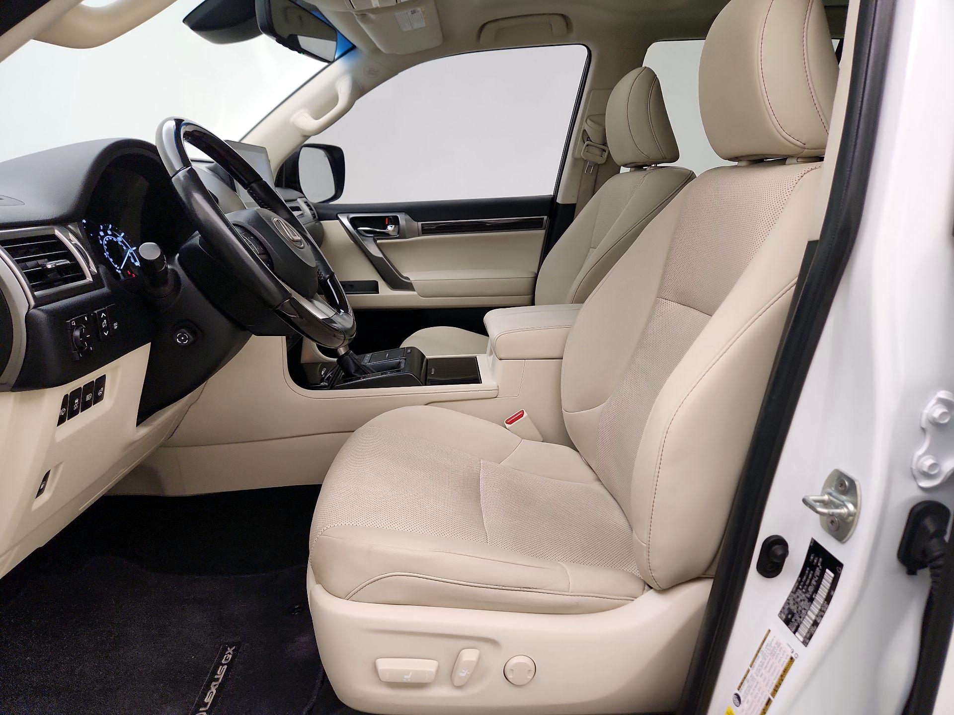 Thumbnail: 2023 Lexus GX - 11