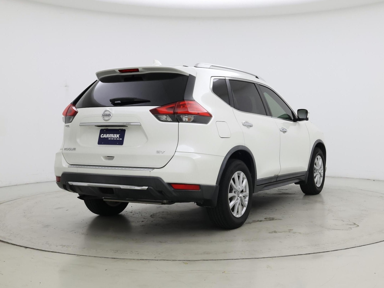 2017 Nissan Rogue SV - Photo 9