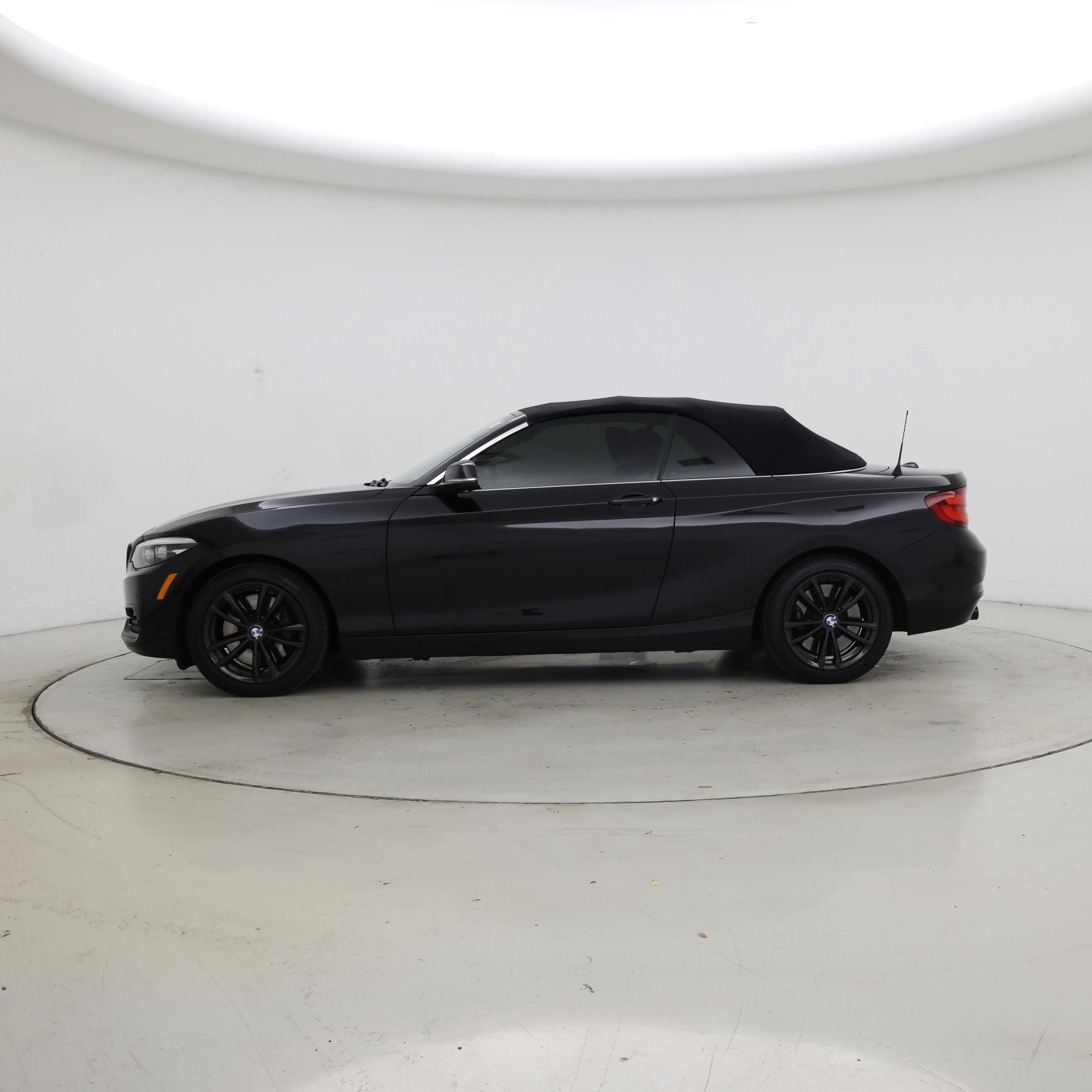 Thumbnail: 2021 BMW 2 Series - 3