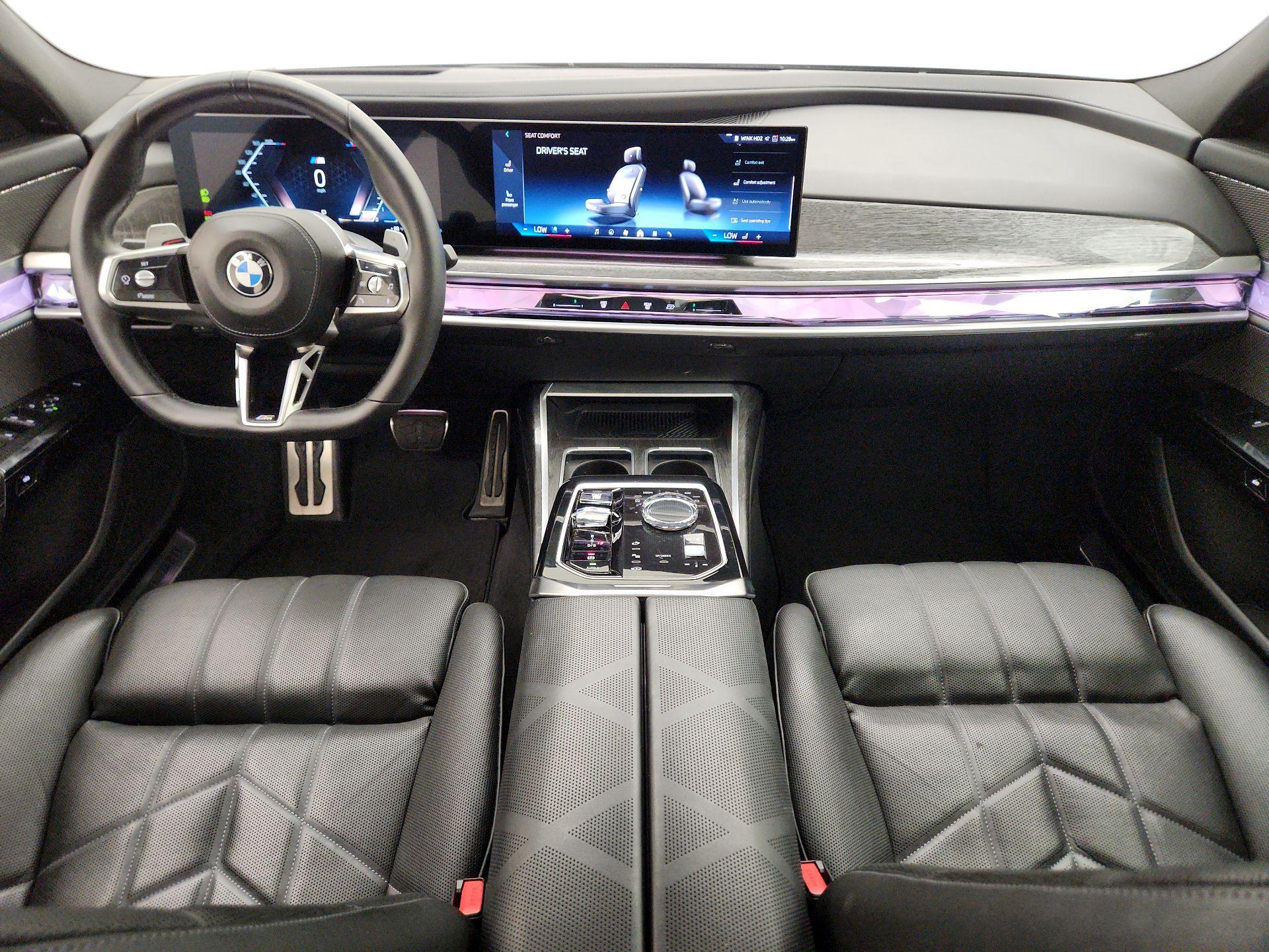 Thumbnail: 2024 BMW 7 Series - 9