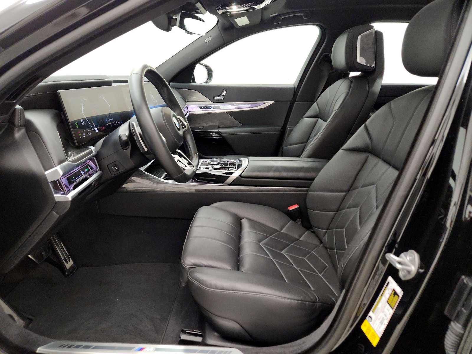 2024 BMW 7 Series 740i - Photo 12