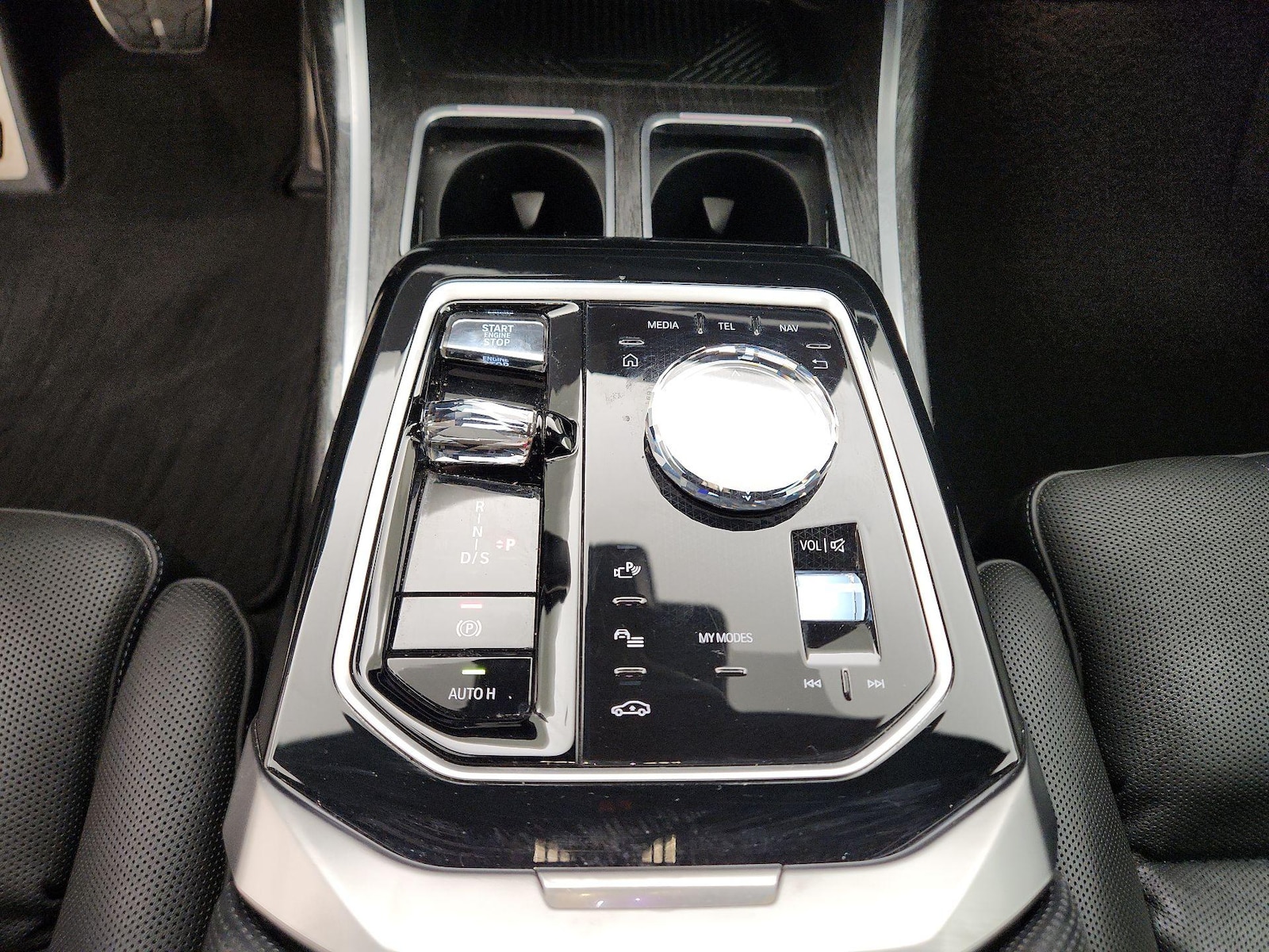 2024 BMW 7 Series 740i - Photo 19