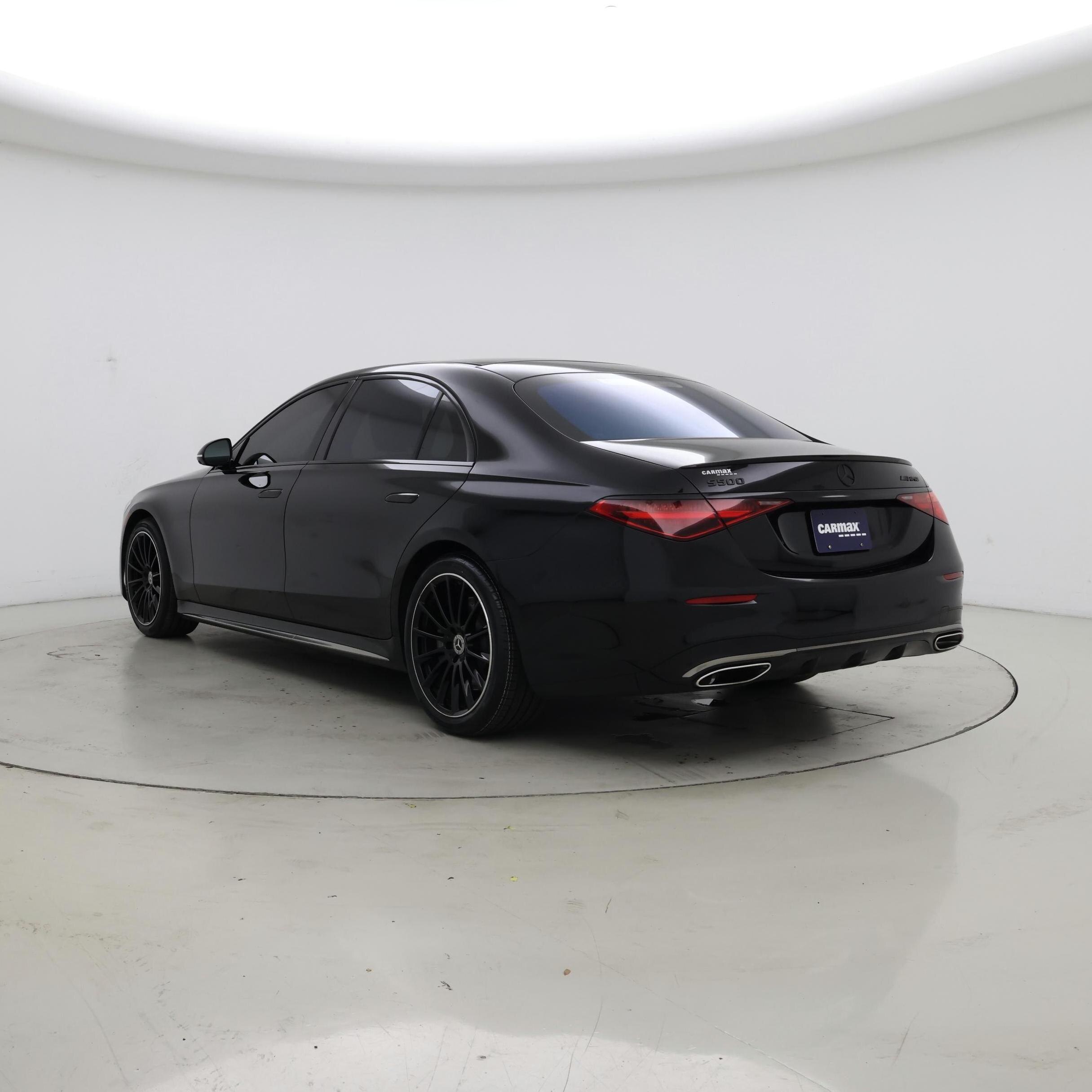 Thumbnail: 2023 Mercedes-Benz S-Class - 2