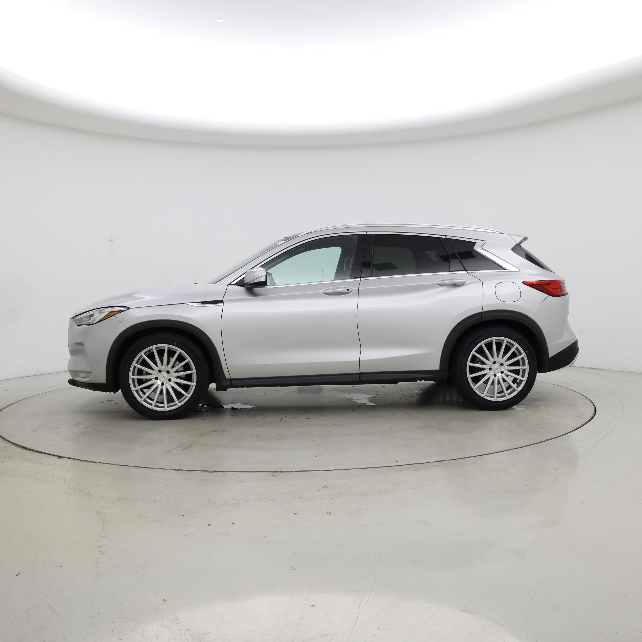 Thumbnail: 2020 INFINITI QX50 - 3