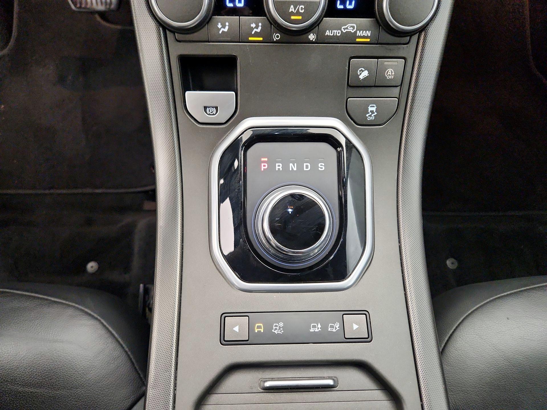 Thumbnail: 2019 Land Rover Range Rover Evoque - 17