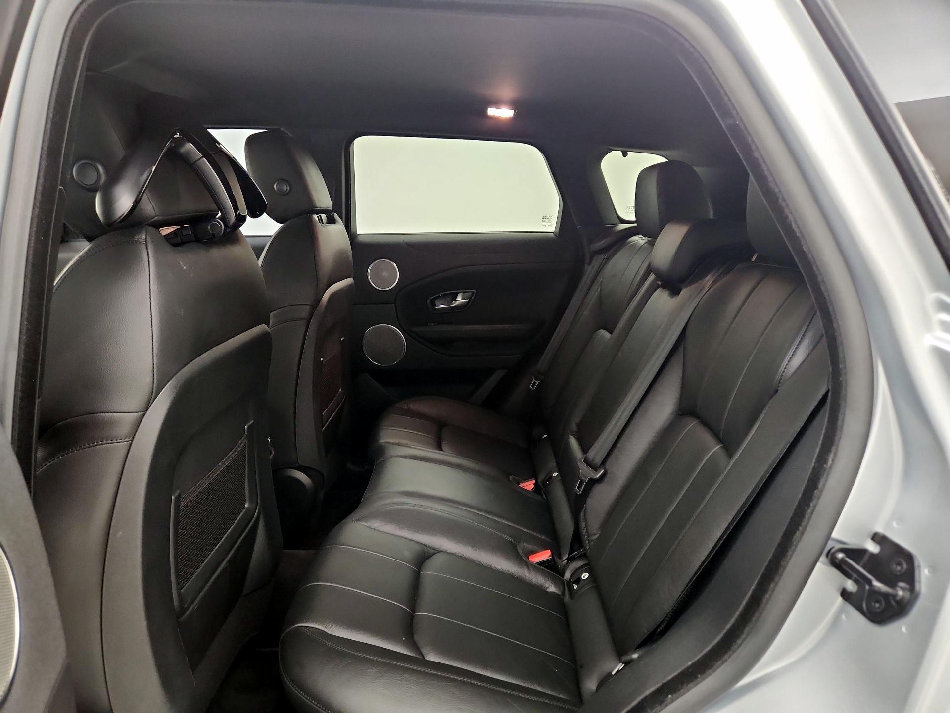 Thumbnail: 2019 Land Rover Range Rover Evoque - 18