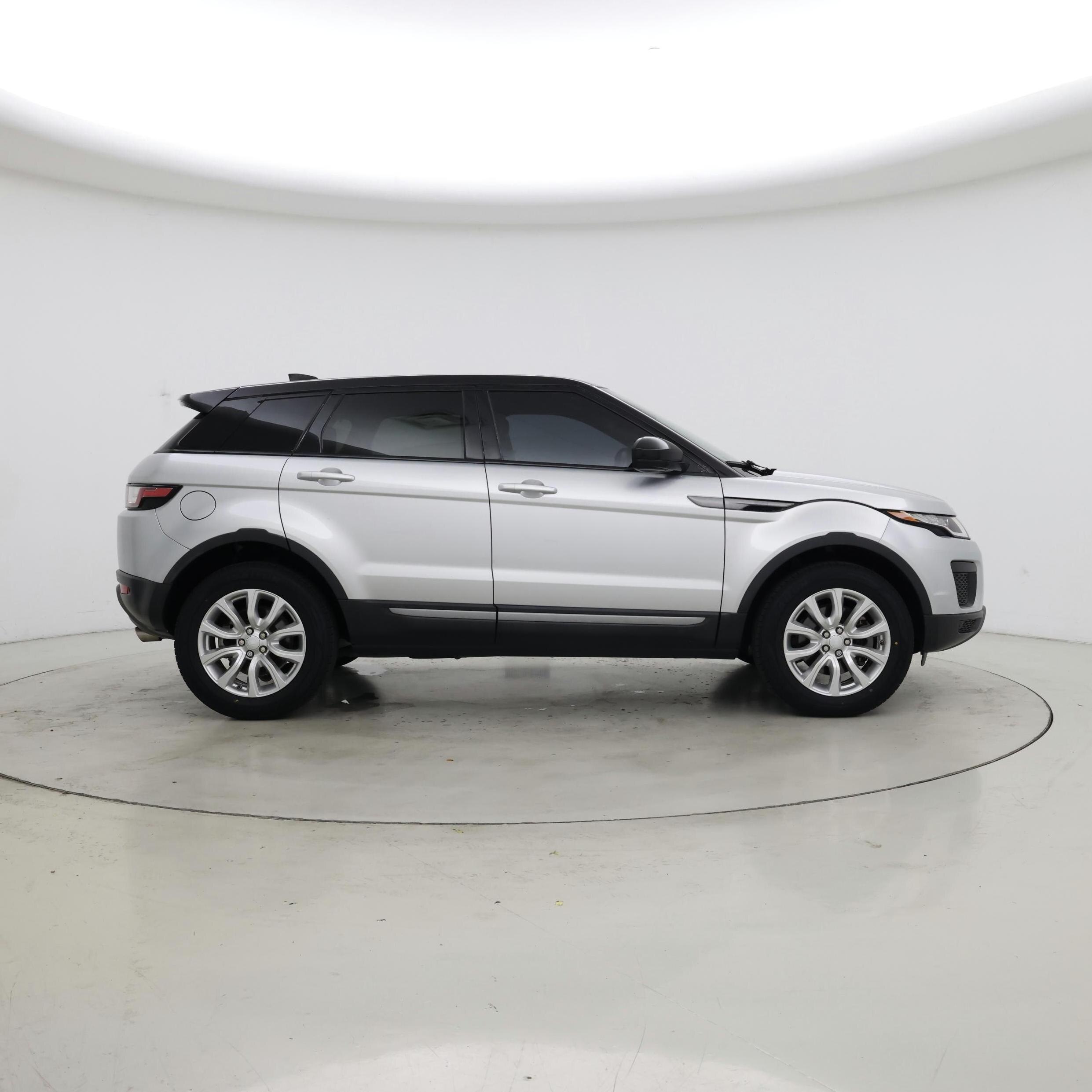 Thumbnail: 2019 Land Rover Range Rover Evoque - 7