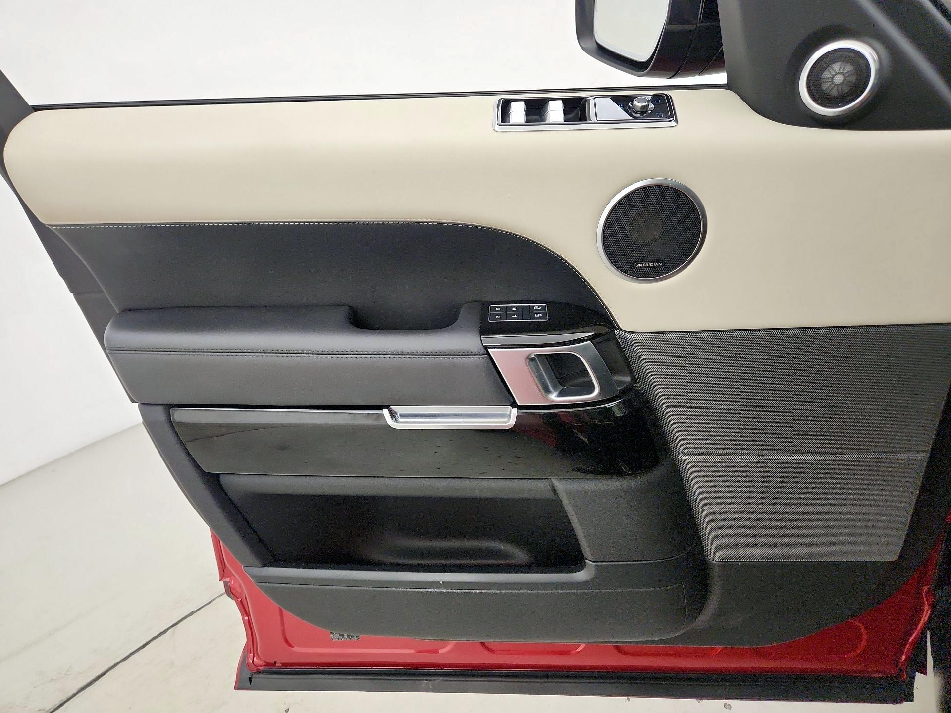 Thumbnail: 2022 Land Rover Range Rover Sport - 12