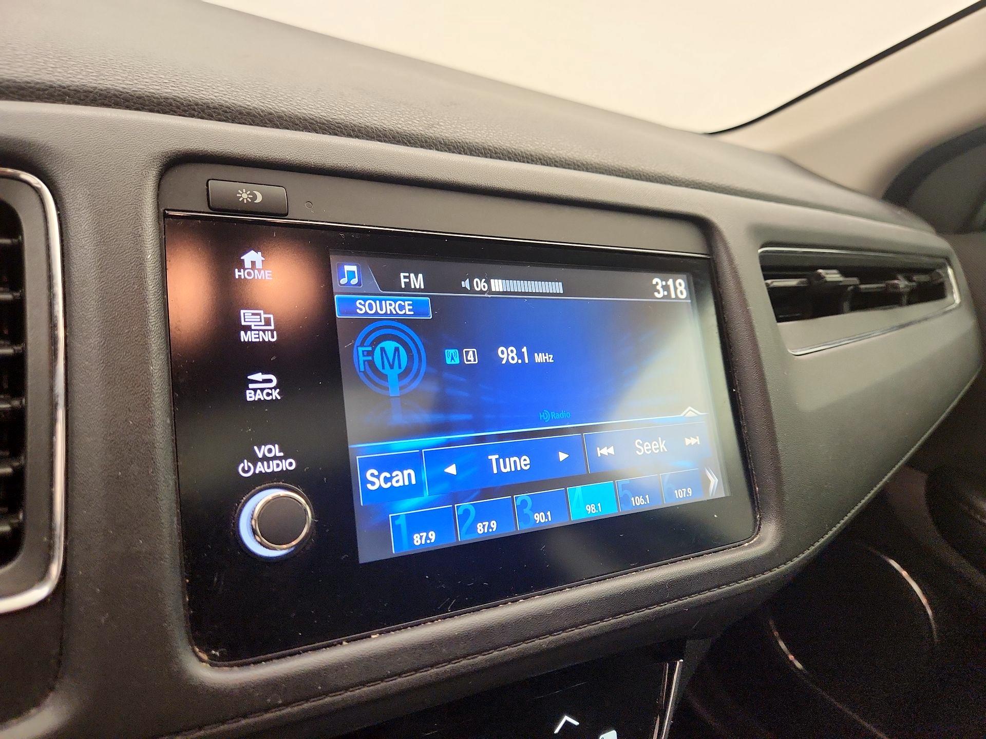 Thumbnail: 2019 Honda HR-V - 15