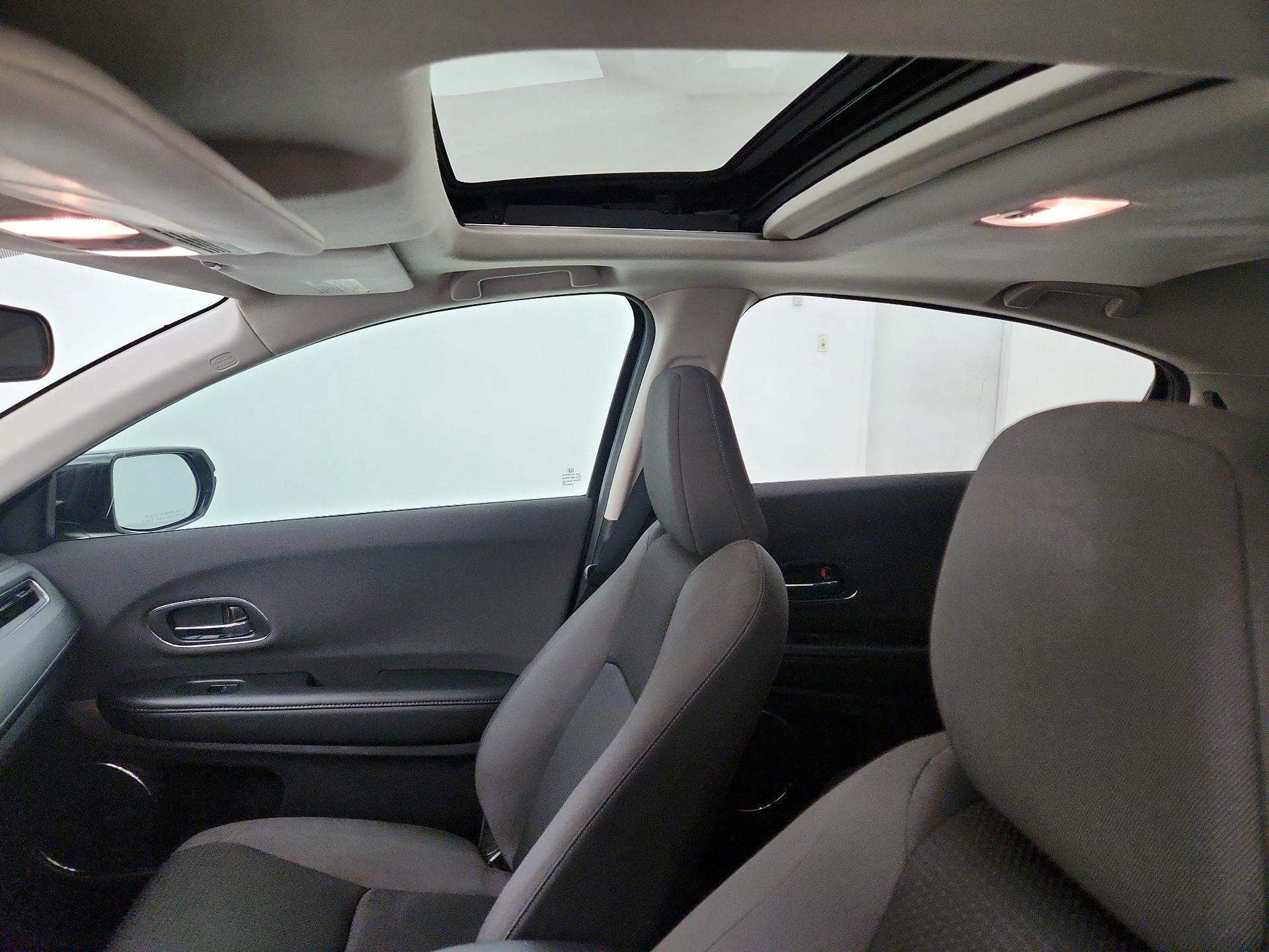 Thumbnail: 2019 Honda HR-V - 18