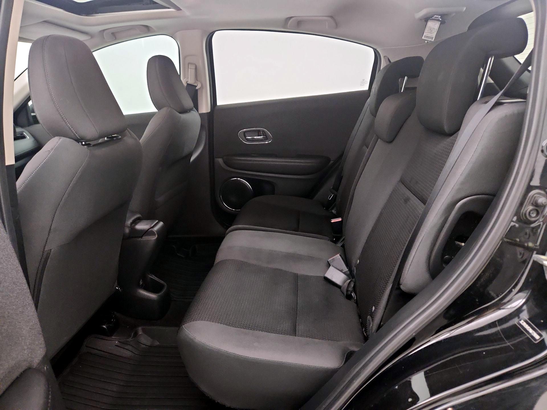 Thumbnail: 2019 Honda HR-V - 19