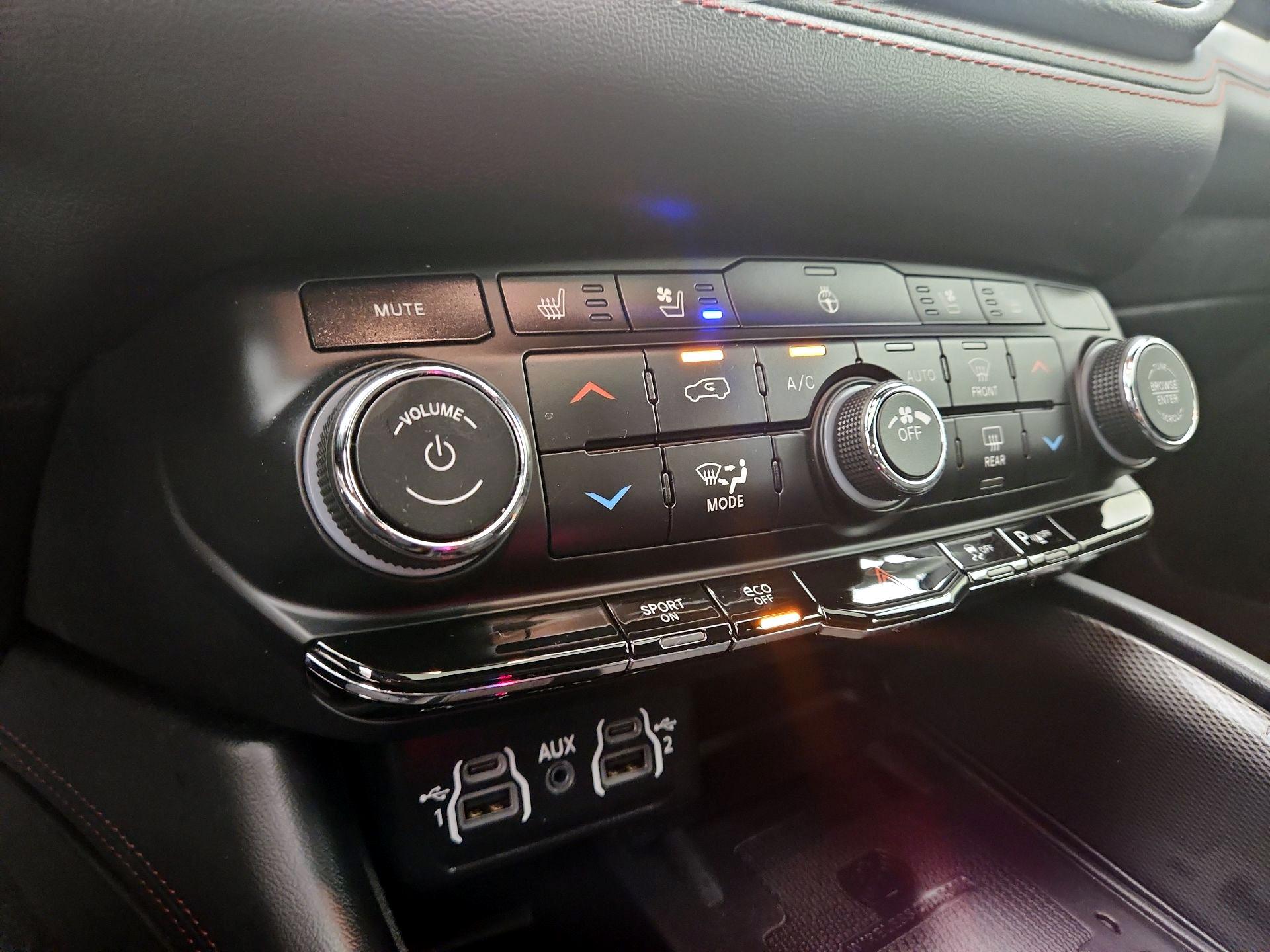 Thumbnail: 2023 Dodge Durango - 17