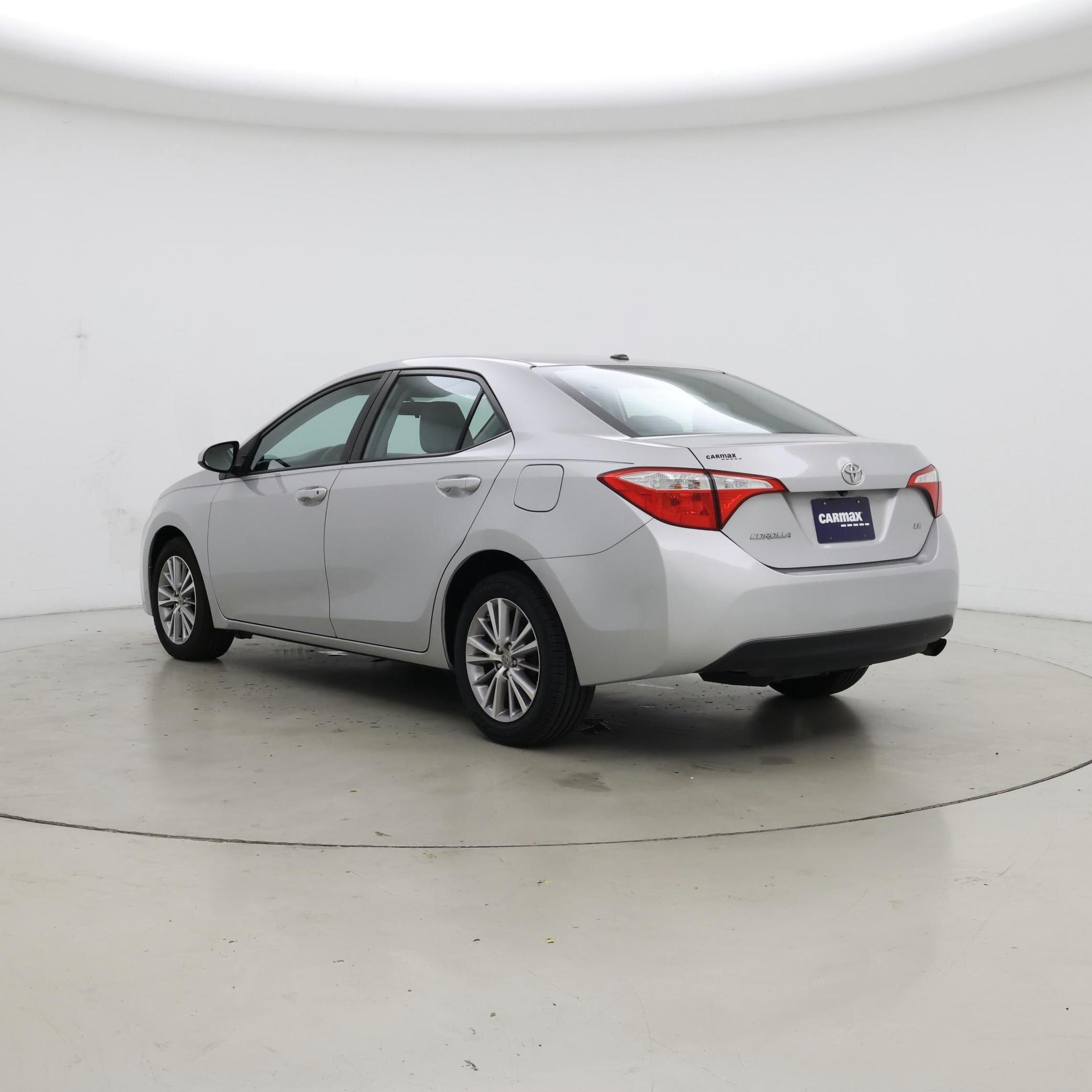 Thumbnail: 2015 Toyota Corolla - 2