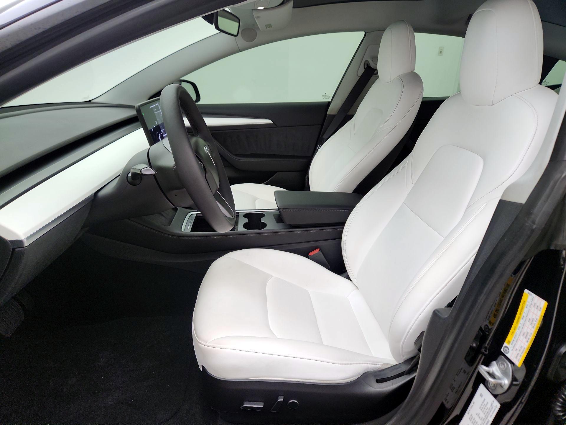 Thumbnail: 2021 Tesla Model 3 - 11