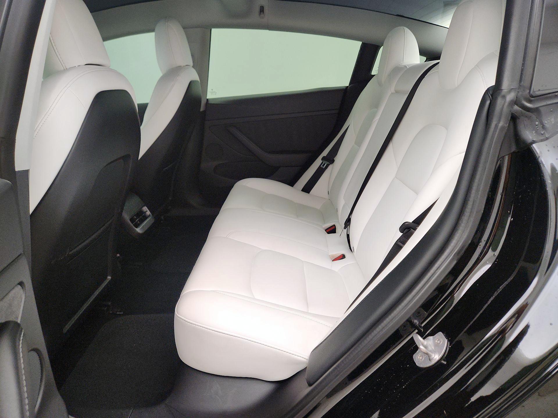 Thumbnail: 2021 Tesla Model 3 - 18