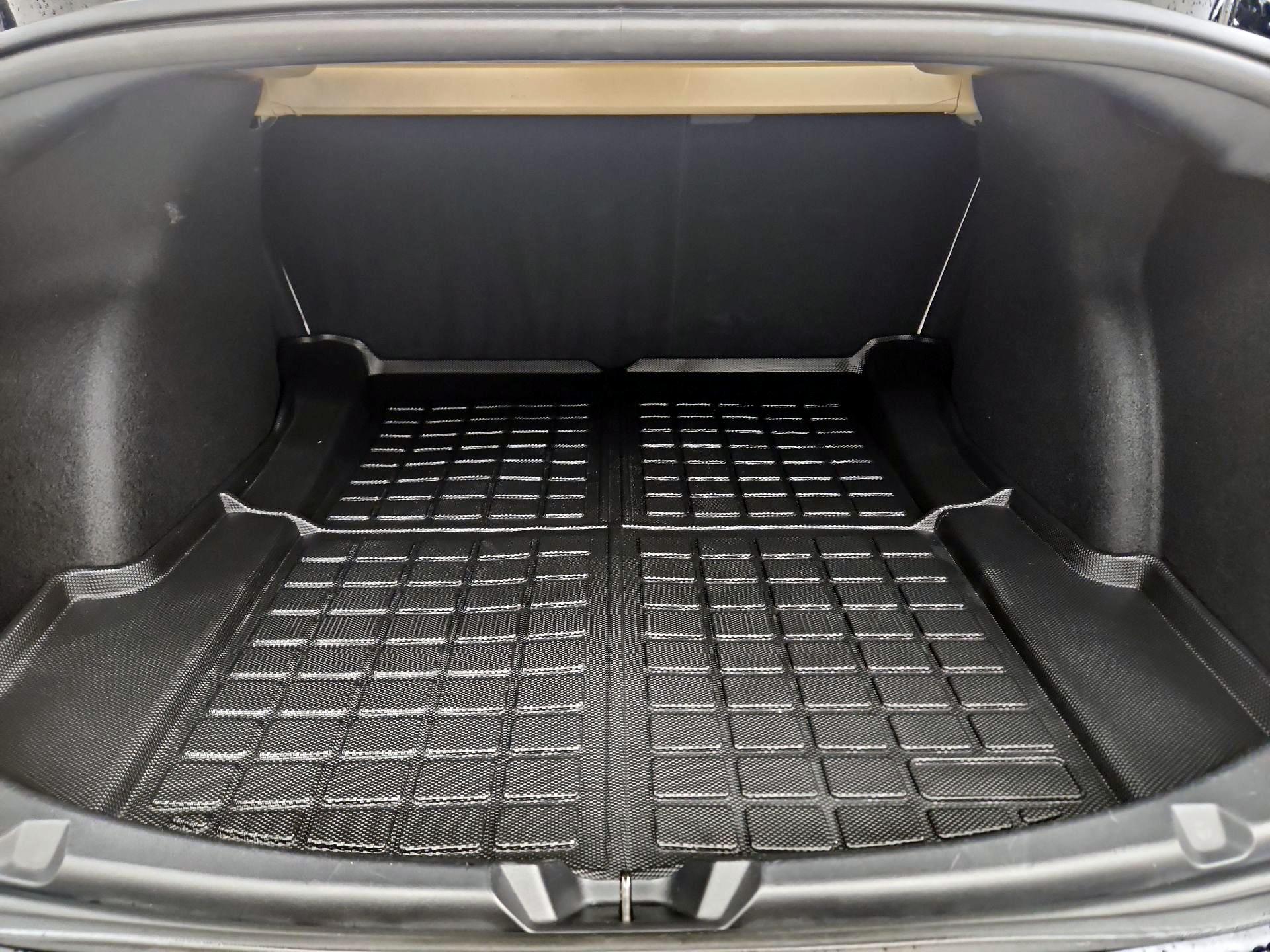 Thumbnail: 2021 Tesla Model 3 - 19