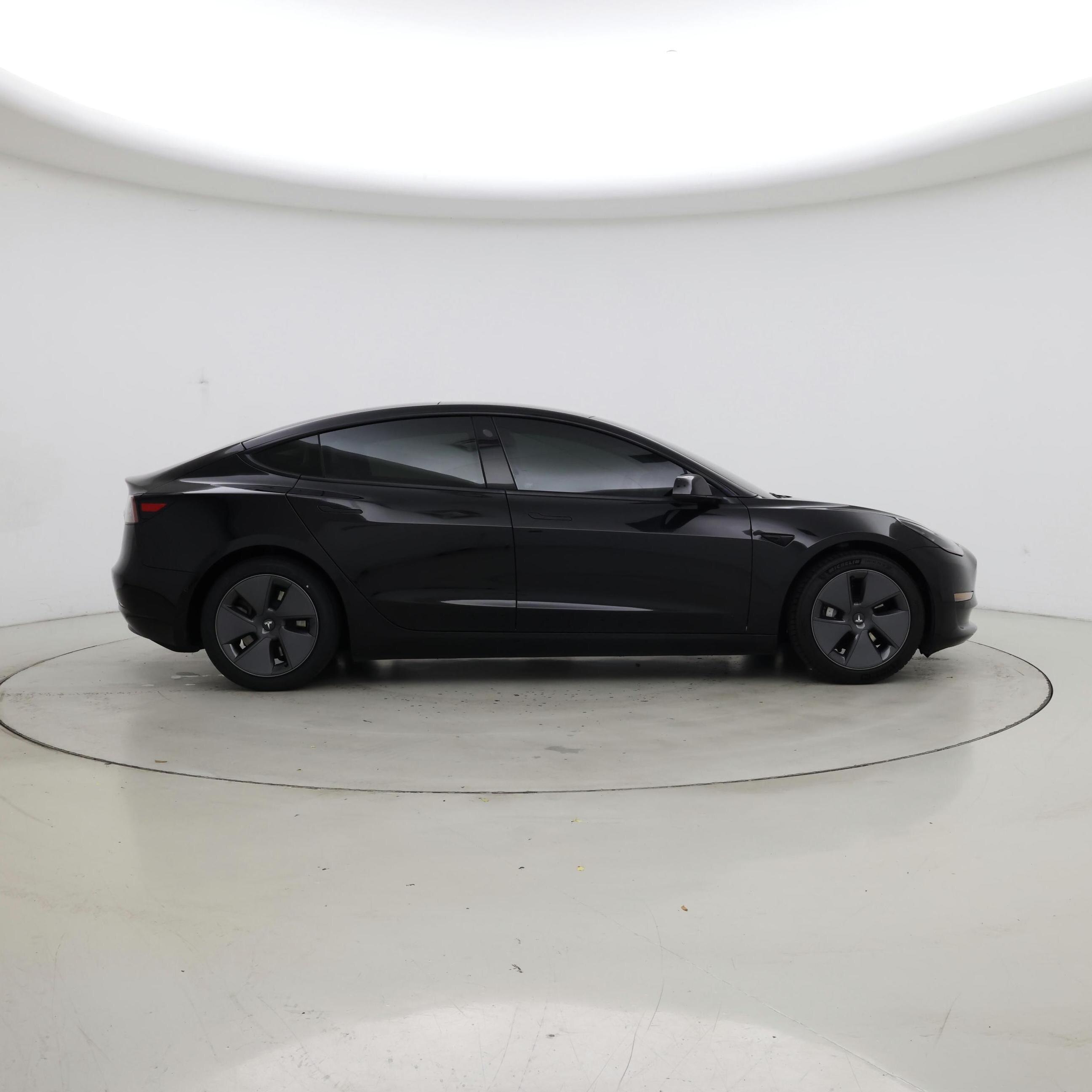 Thumbnail: 2021 Tesla Model 3 - 7