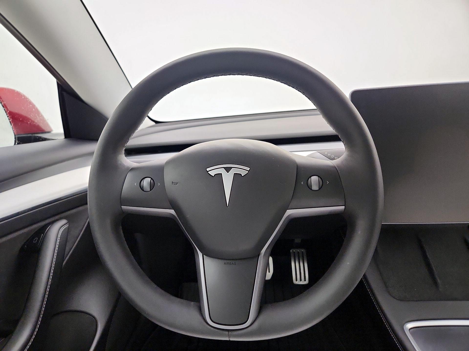 Thumbnail: 2021 Tesla Model 3 - 10