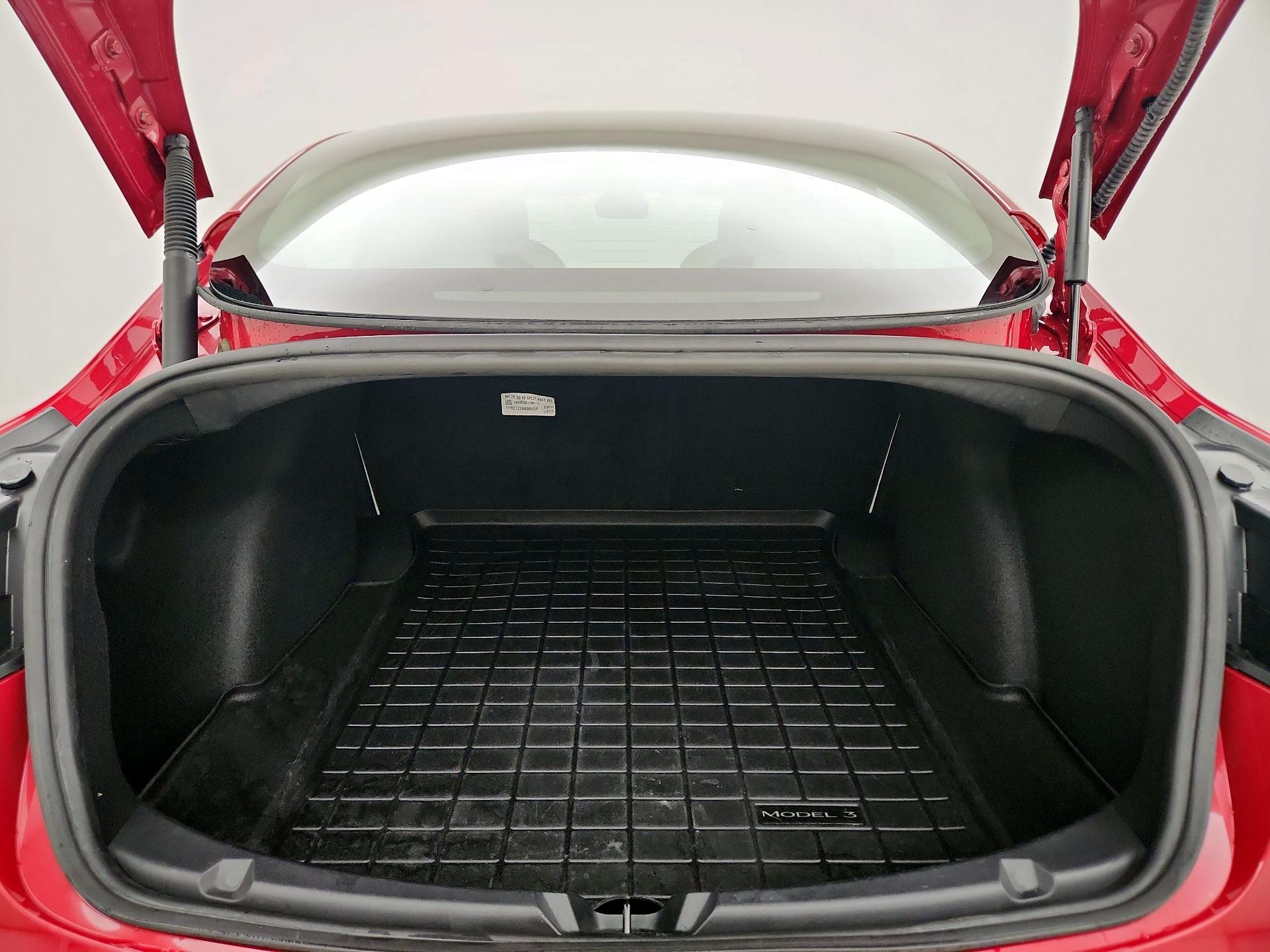 Thumbnail: 2021 Tesla Model 3 - 19