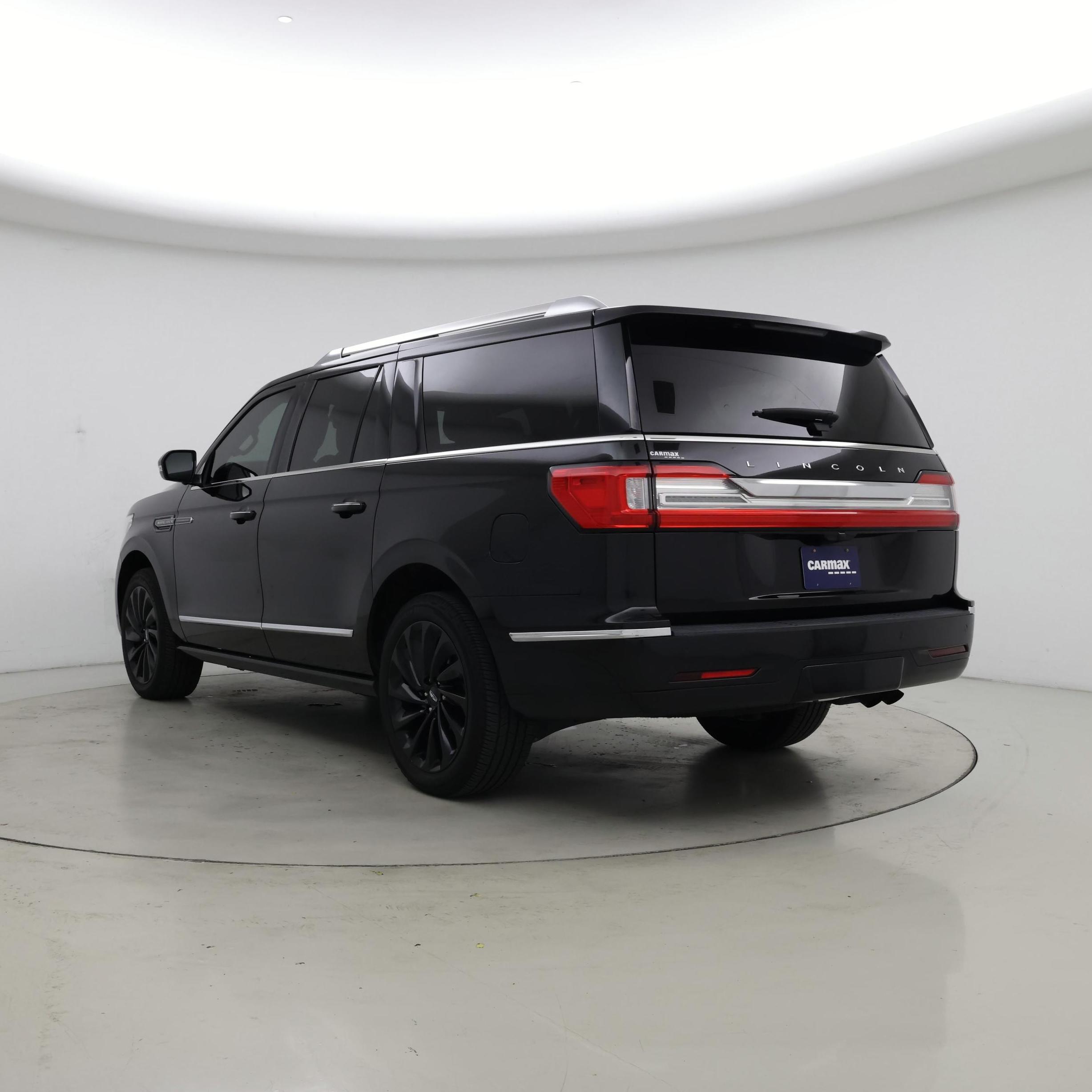 Thumbnail: 2021 Lincoln Navigator L - 2