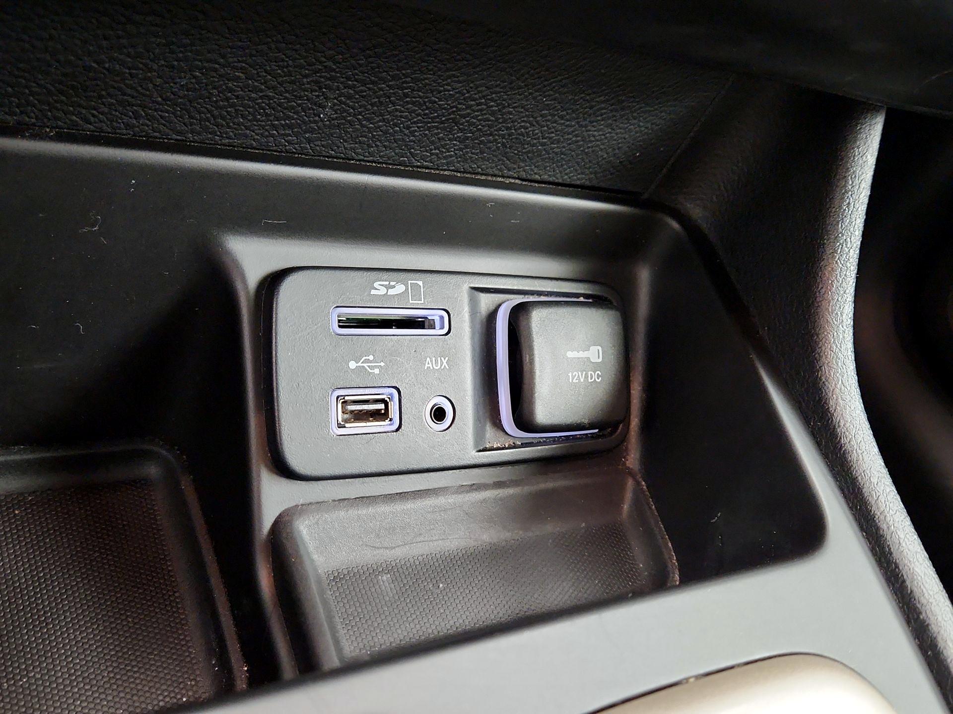 Thumbnail: 2018 Jeep Cherokee - 18