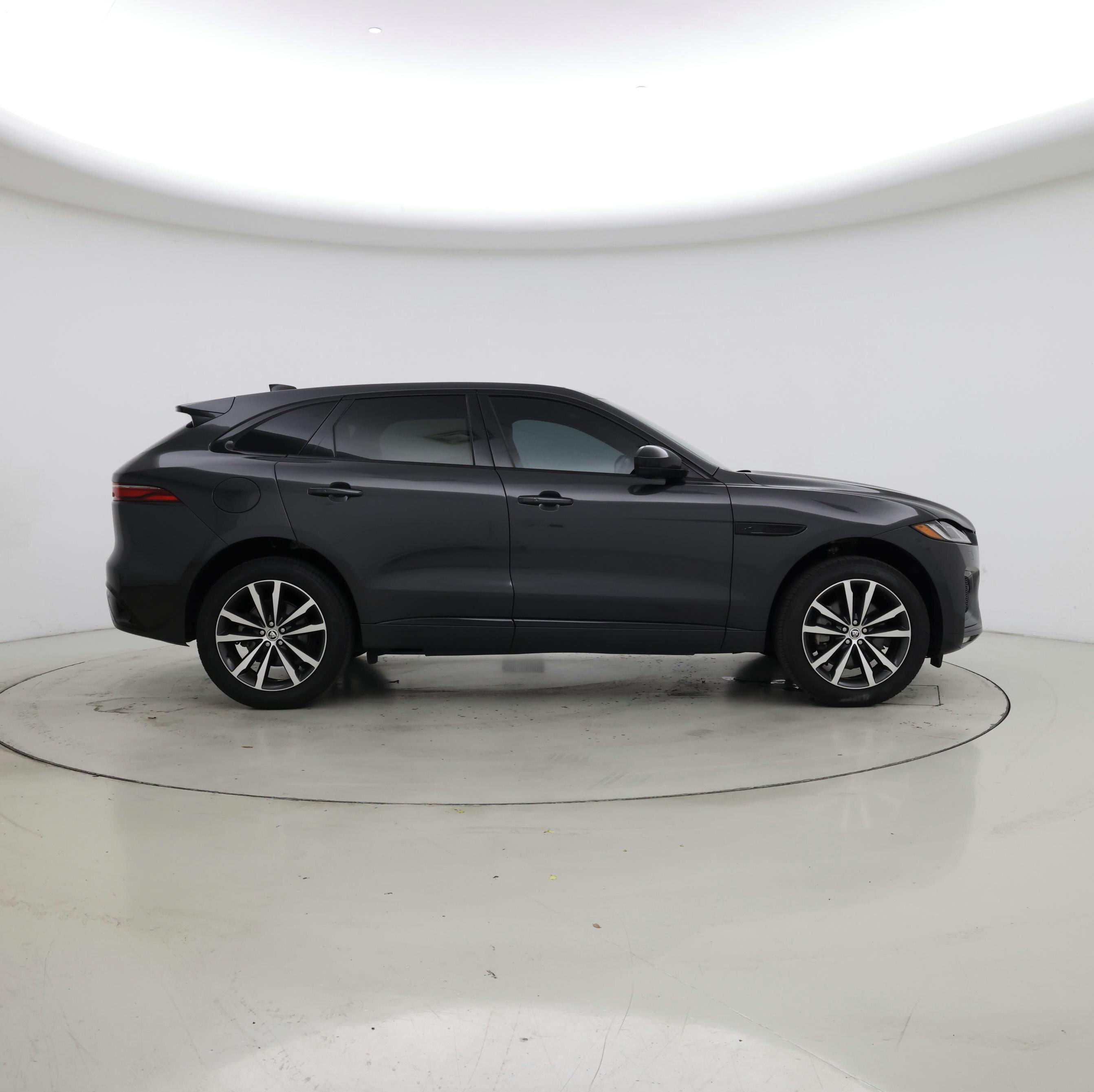Thumbnail: 2024 Jaguar F-Pace - 7