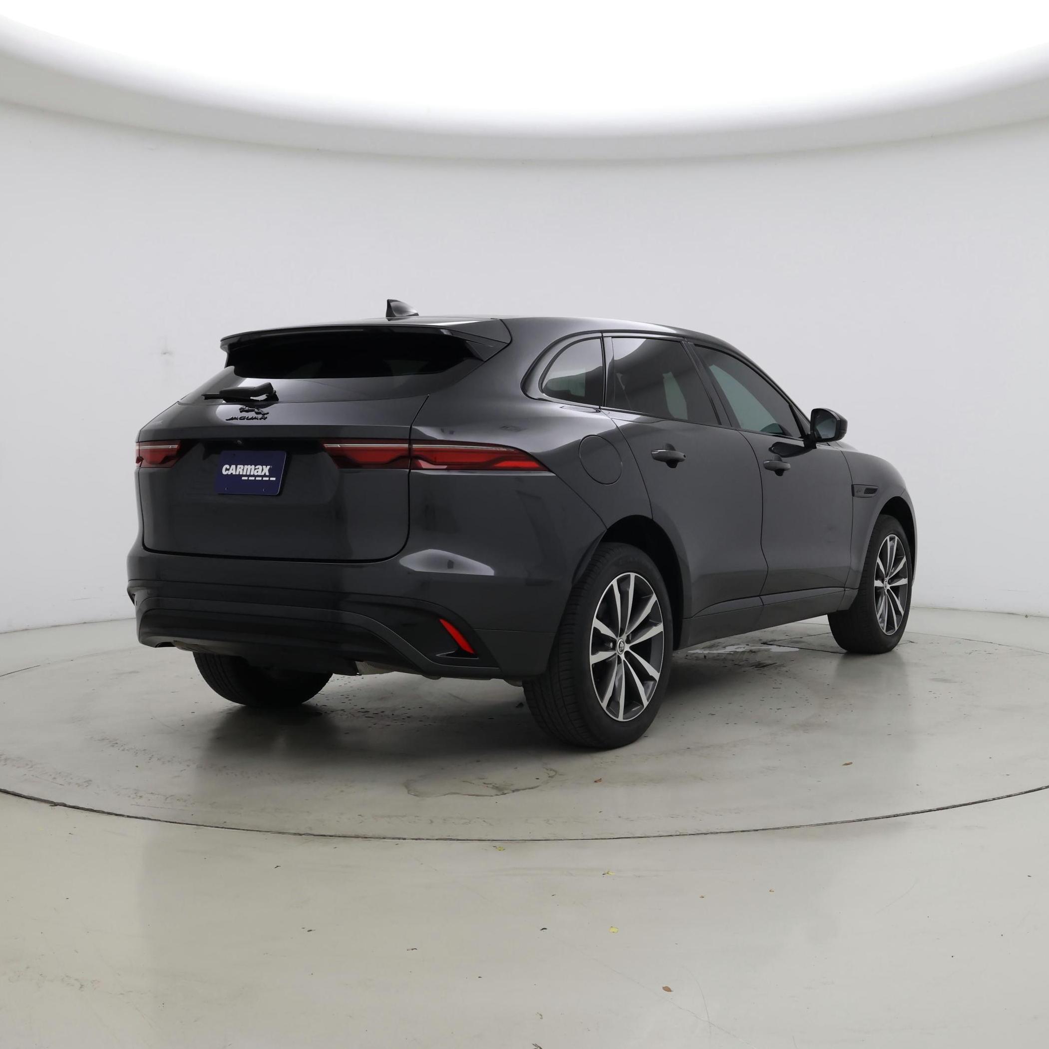Thumbnail: 2024 Jaguar F-Pace - 8