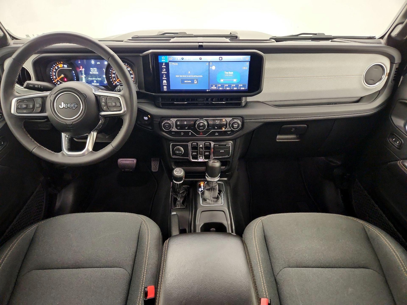 2025 Jeep Wrangler 4-Door Sahara - Photo 10