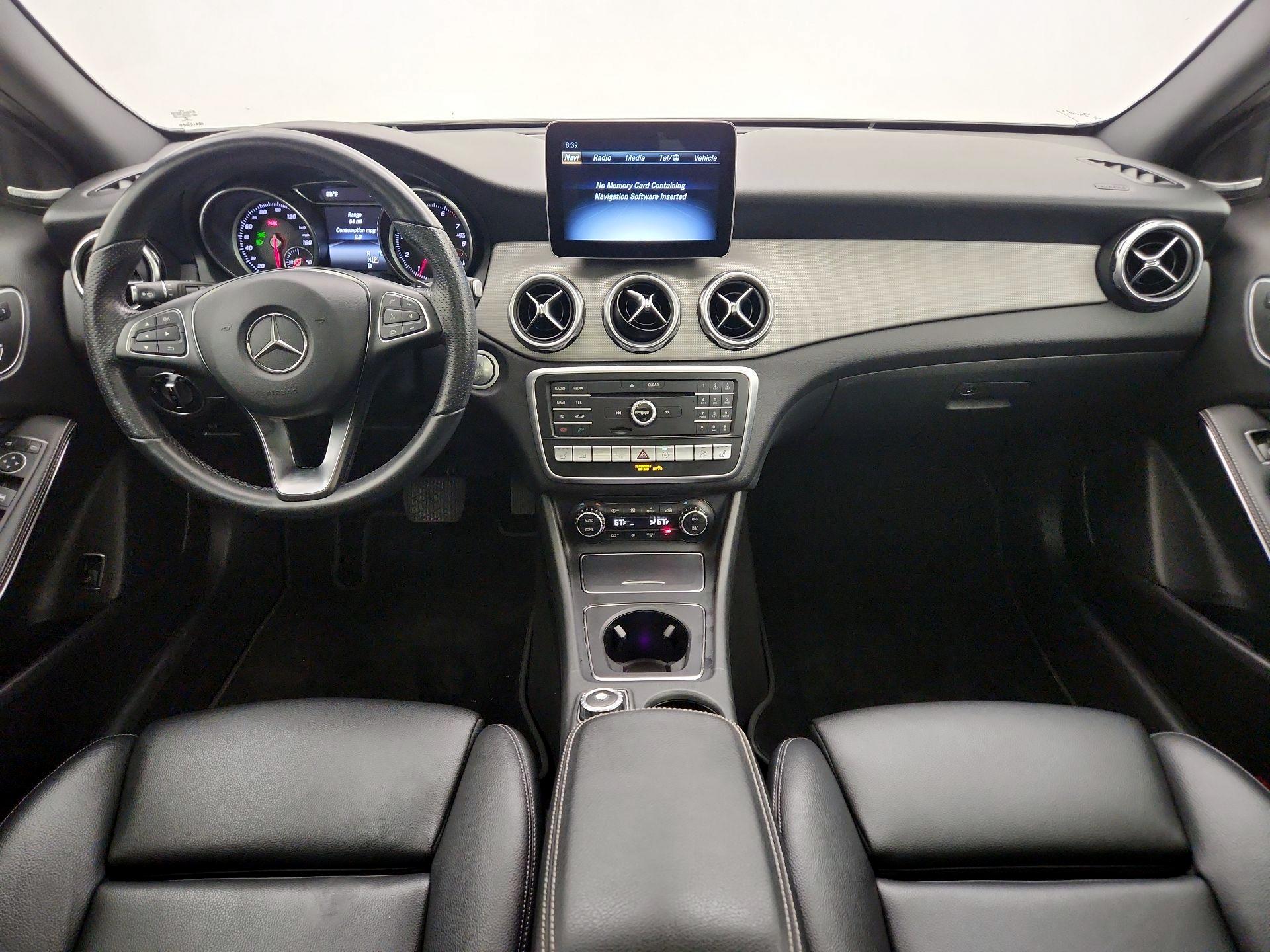 Thumbnail: 2020 Mercedes-Benz GLA - 9