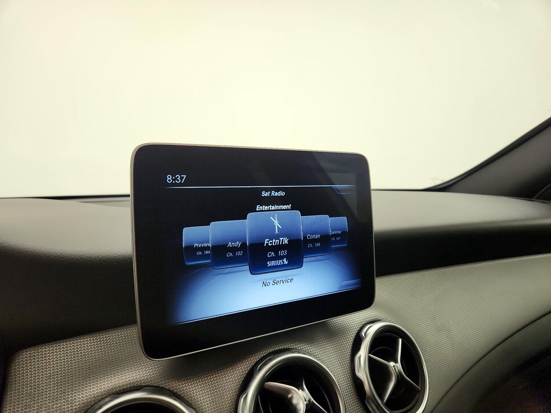 Thumbnail: 2020 Mercedes-Benz GLA - 16