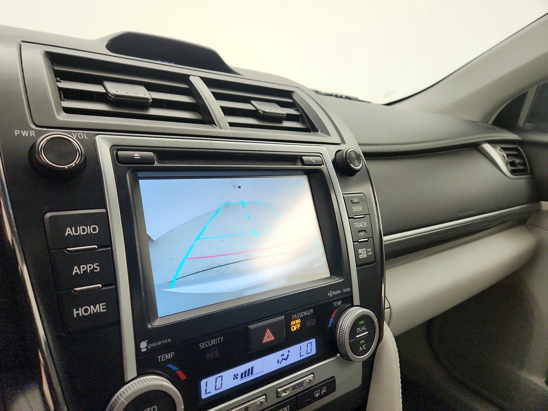 Thumbnail: 2014 Toyota Camry - 13