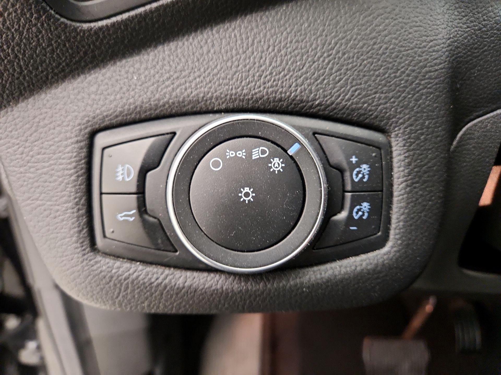 Thumbnail: 2019 Ford Escape - 13