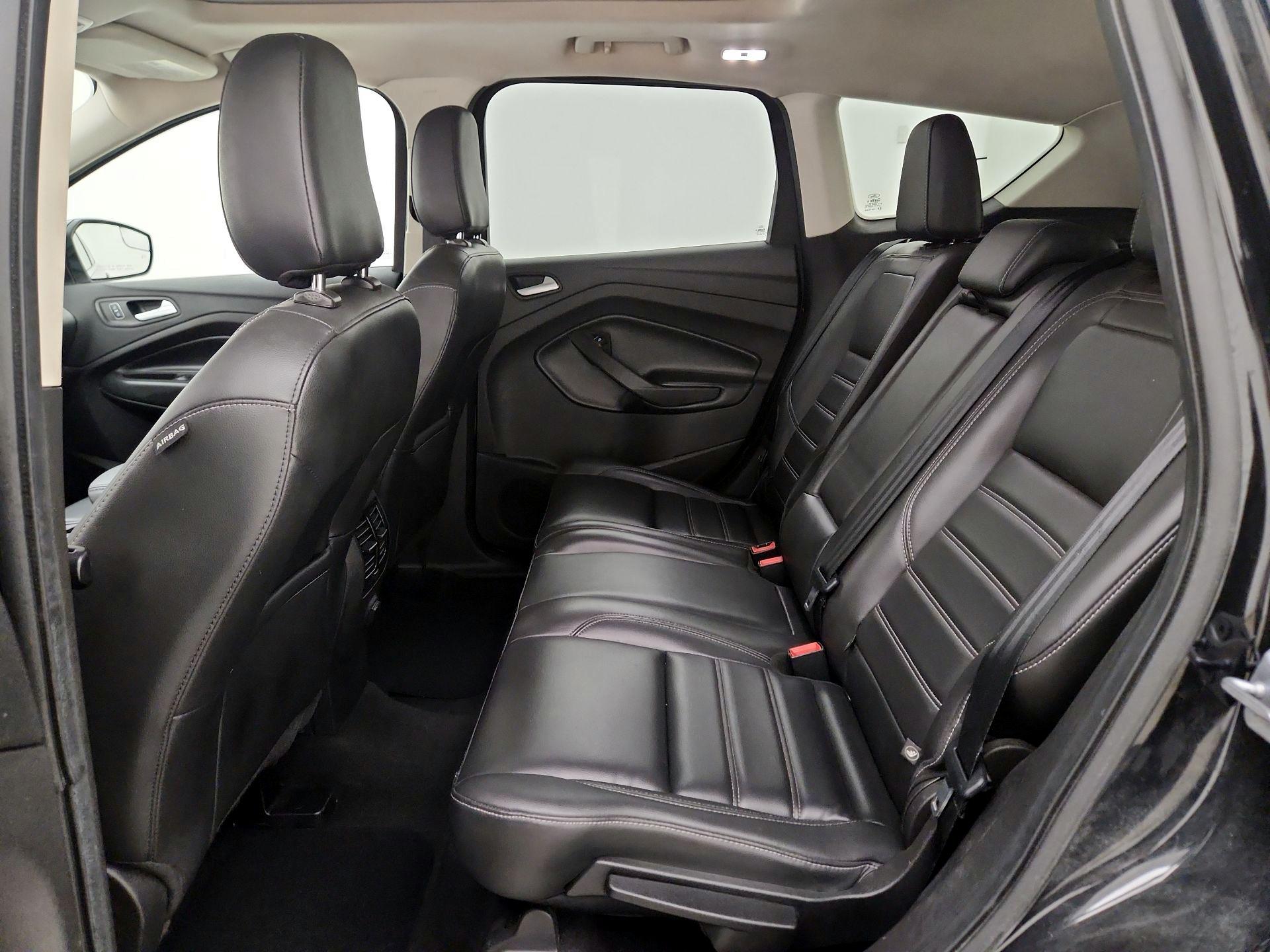 Thumbnail: 2019 Ford Escape - 20