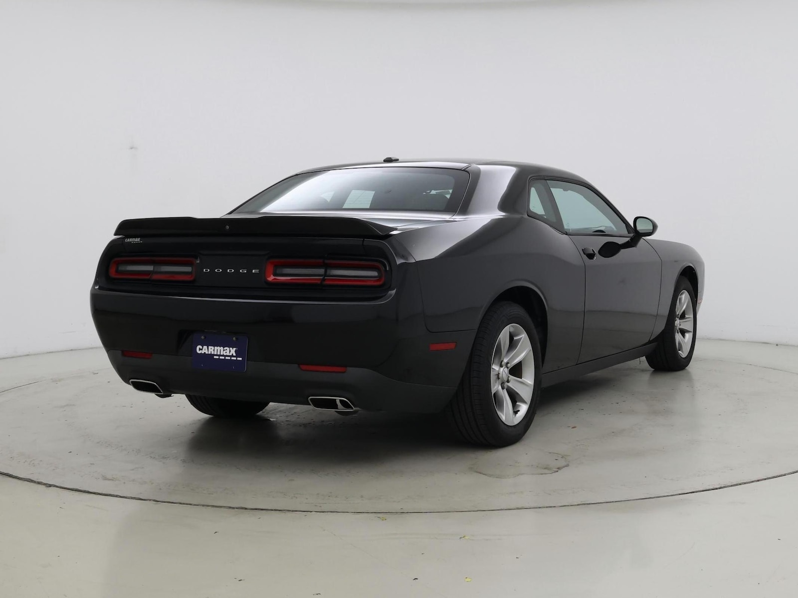 2021 Dodge Challenger SXT - Photo 9