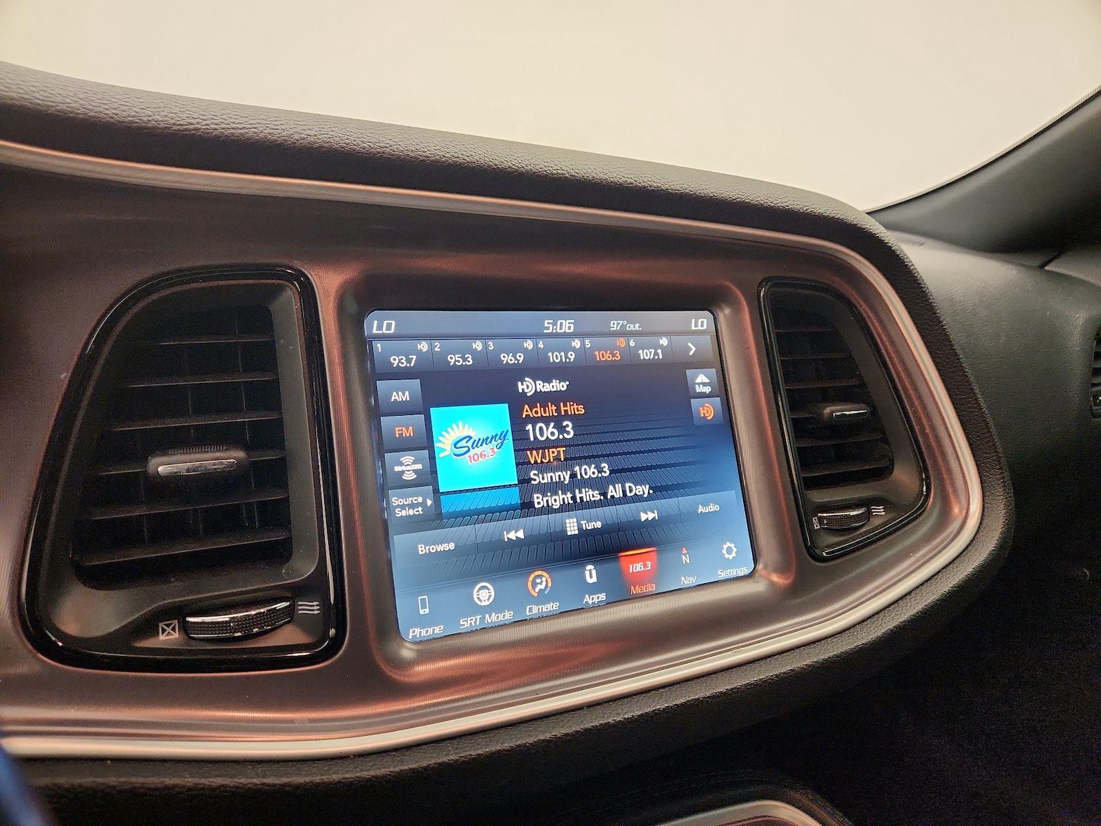 2021 Dodge Challenger R/T - Photo 17