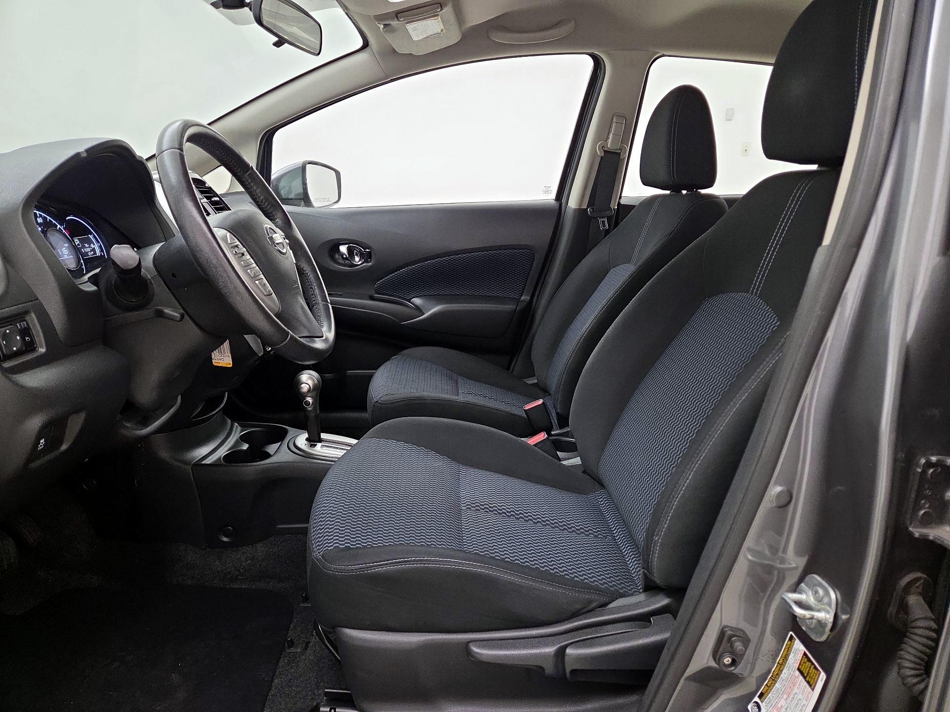 Thumbnail: 2016 Nissan Versa Note - 11