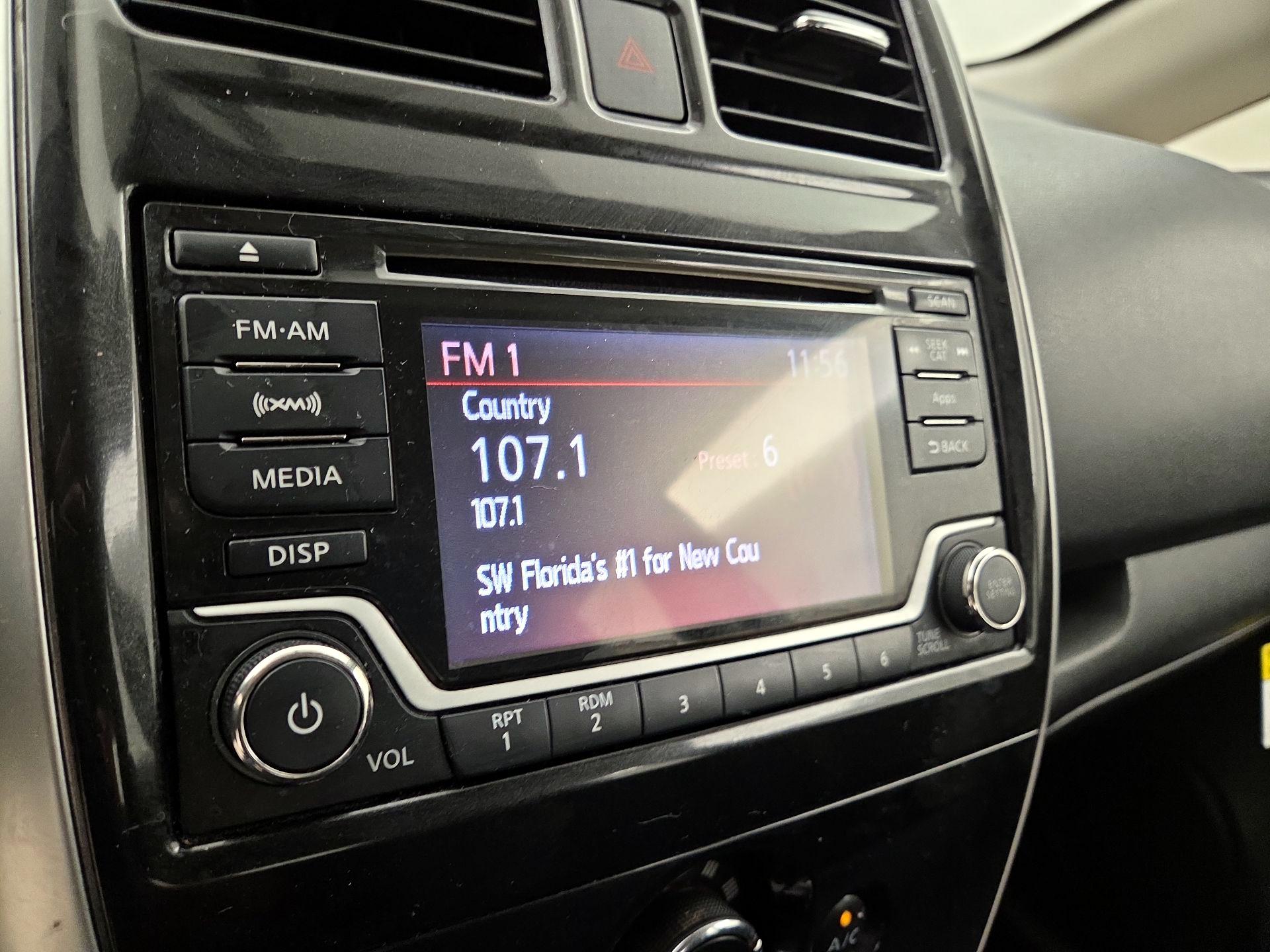 Thumbnail: 2016 Nissan Versa Note - 15