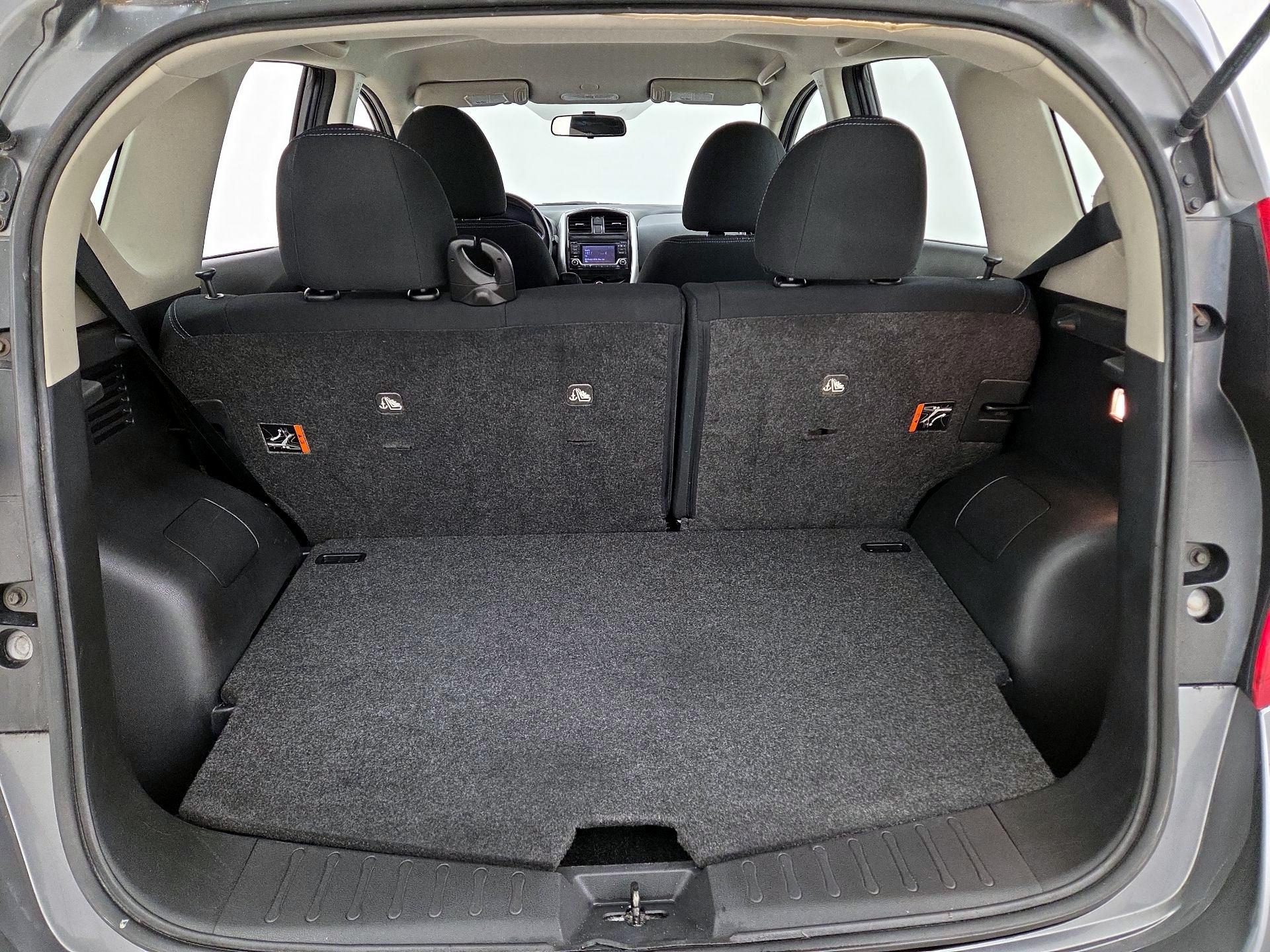 Thumbnail: 2016 Nissan Versa Note - 20