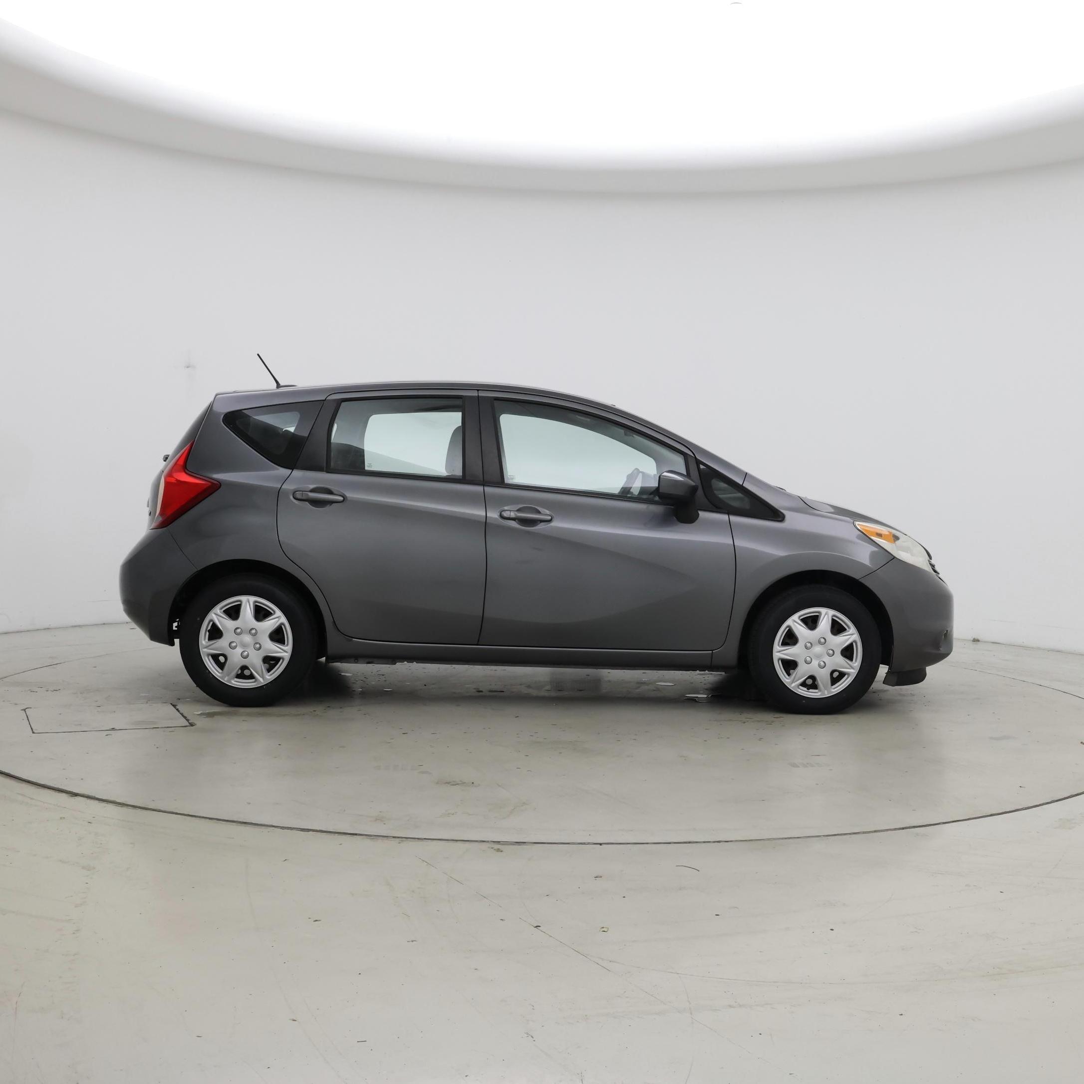 Thumbnail: 2016 Nissan Versa Note - 7