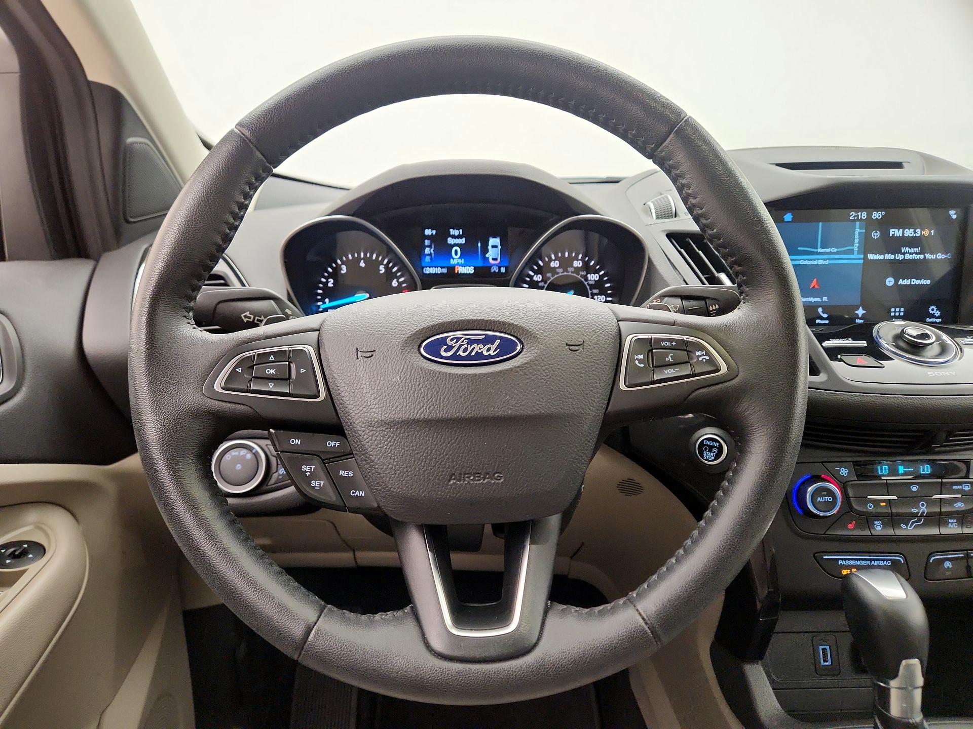 Thumbnail: 2017 Ford Escape - 10