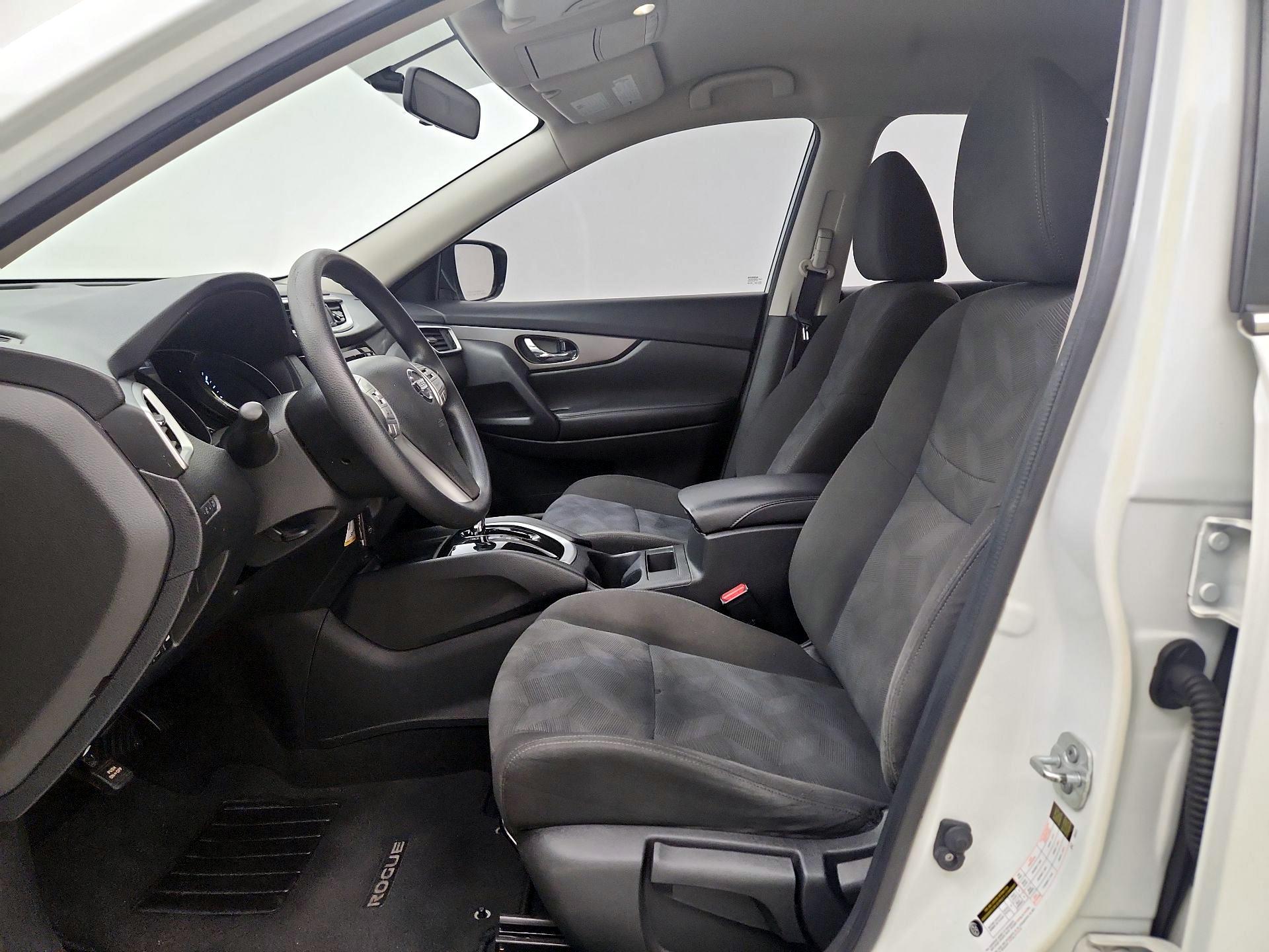 Thumbnail: 2016 Nissan Rogue - 11