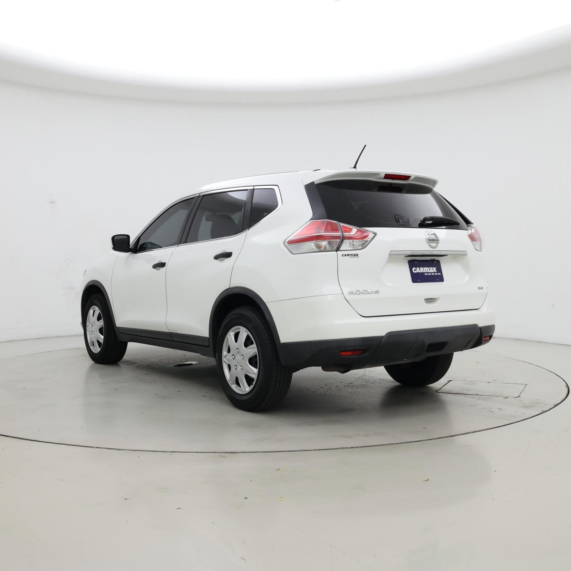 Thumbnail: 2016 Nissan Rogue - 2