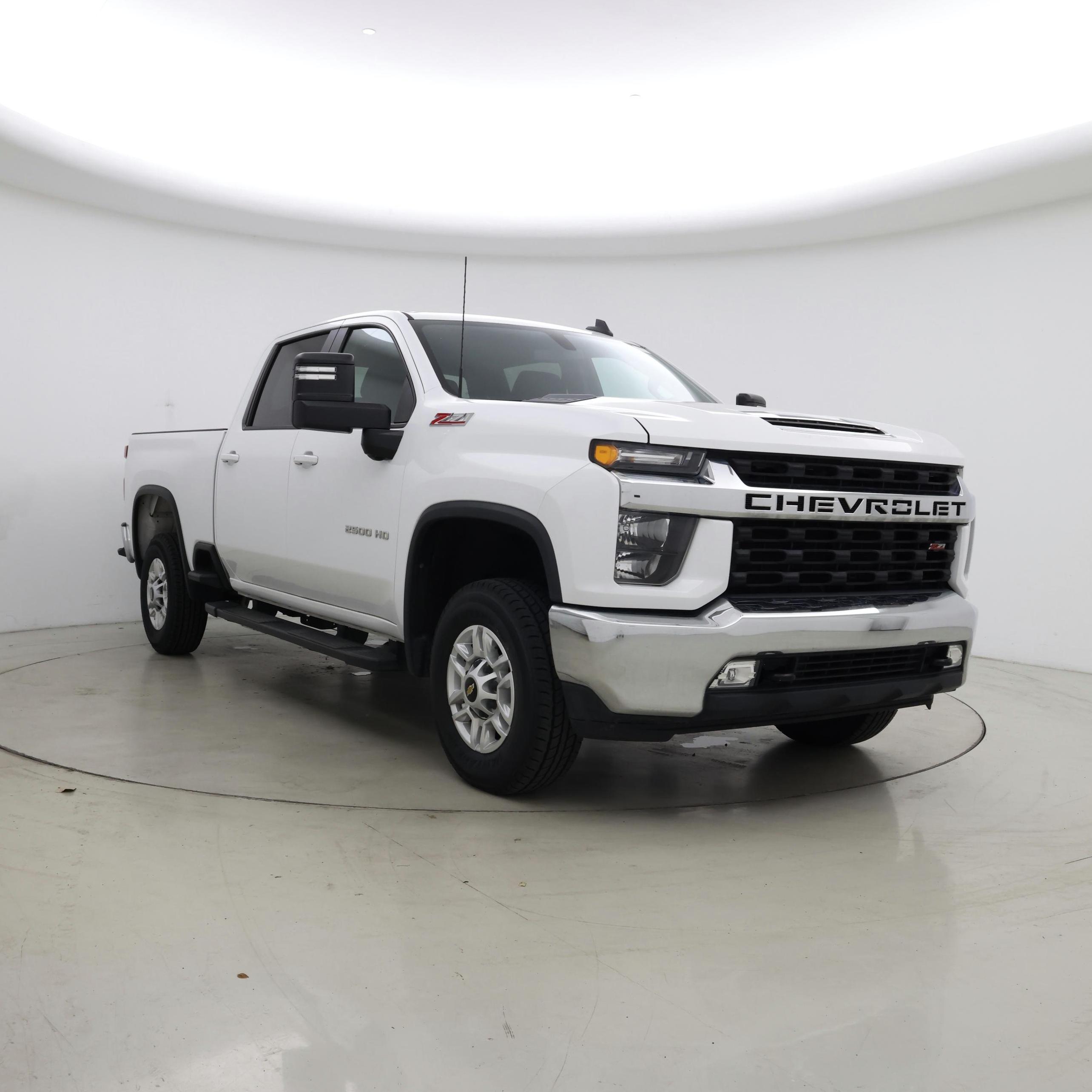 White 2022 Chevrolet Silverado 2500HD Pickup Truck Four-Wheel Drive Automatic