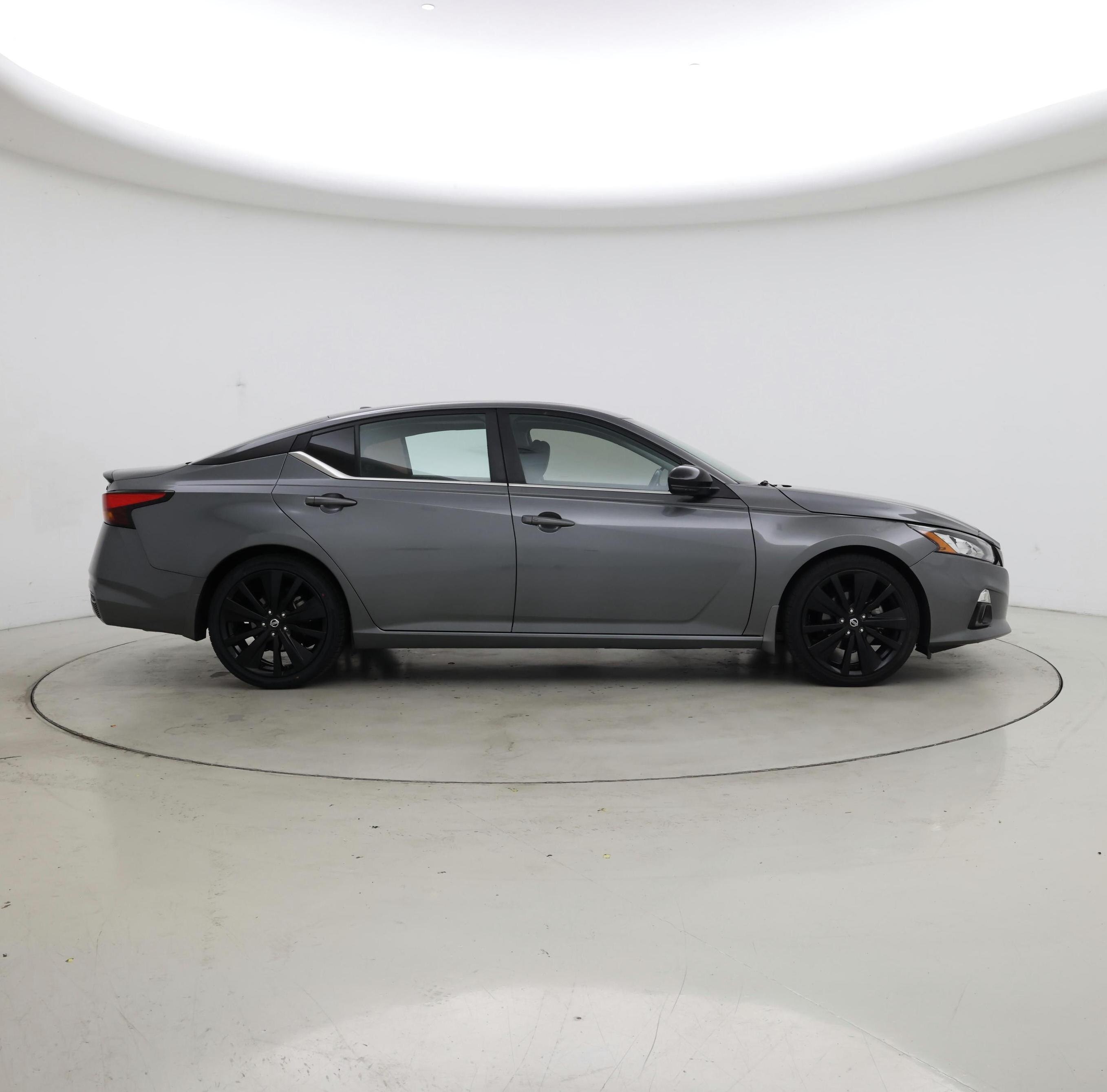 Thumbnail: 2022 Nissan Altima - 7